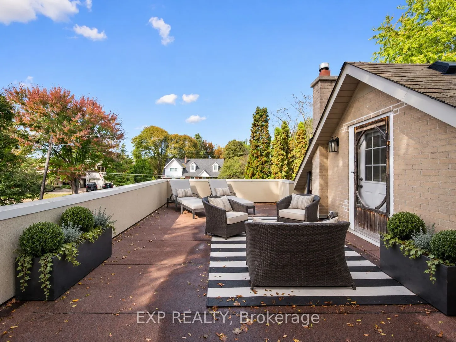 25 Morton Avenue