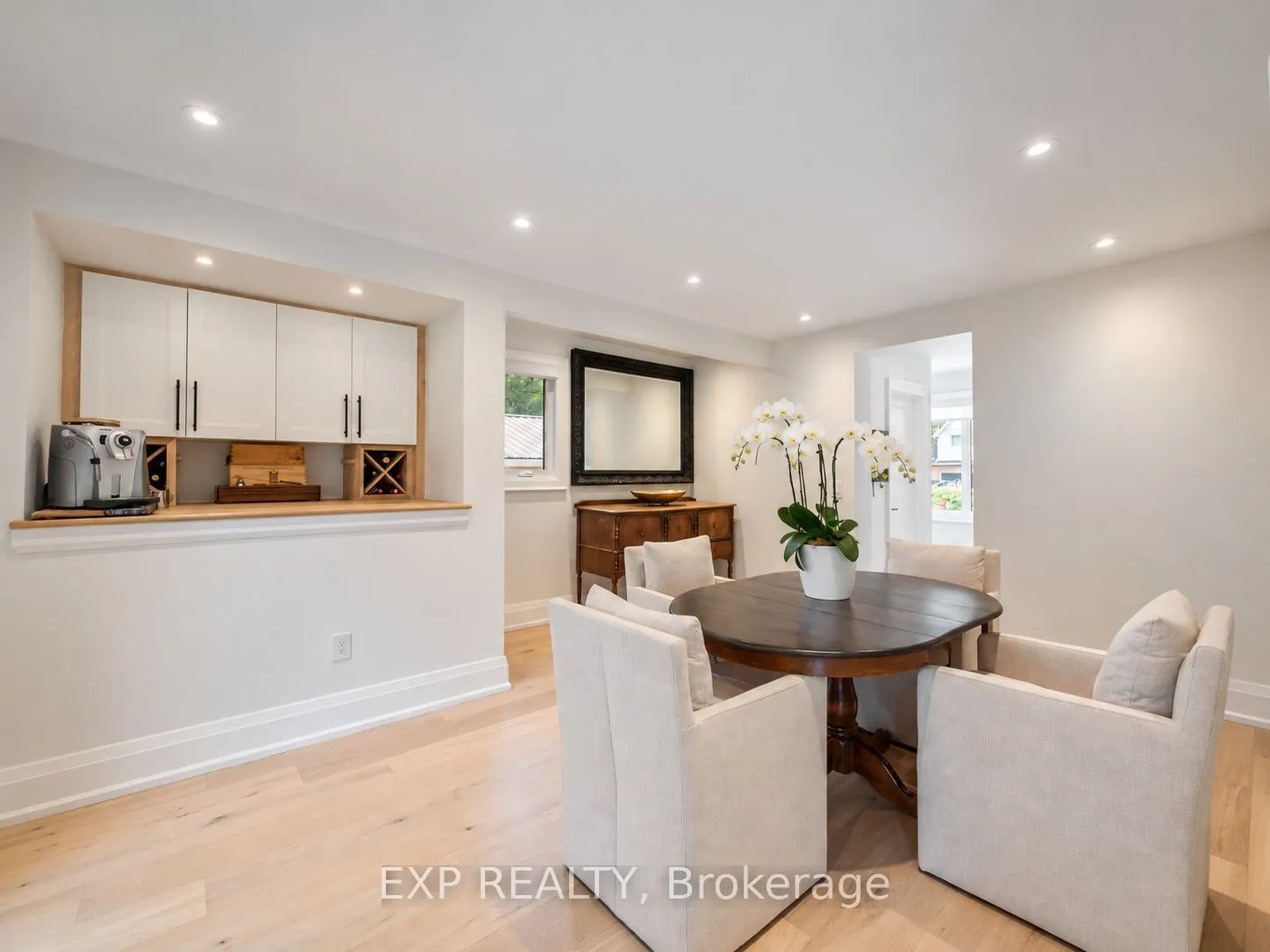 25 Morton Avenue