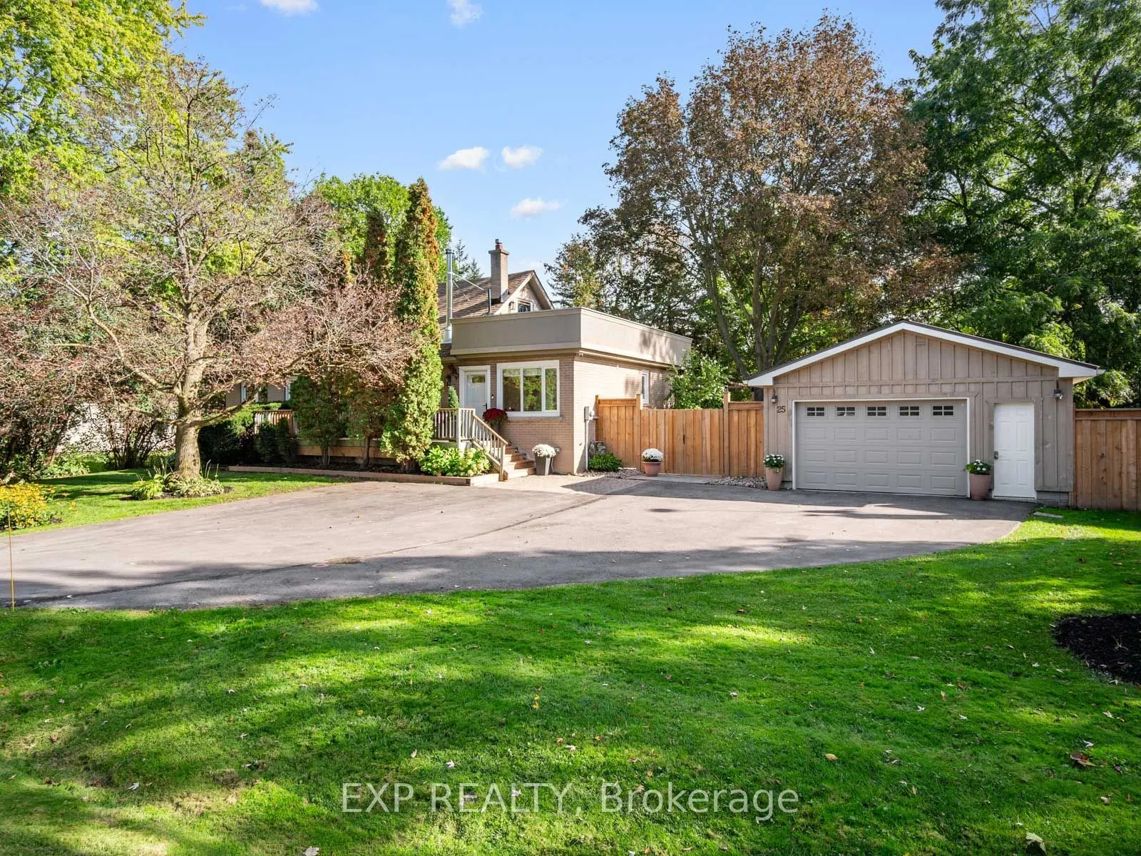 25 Morton Avenue