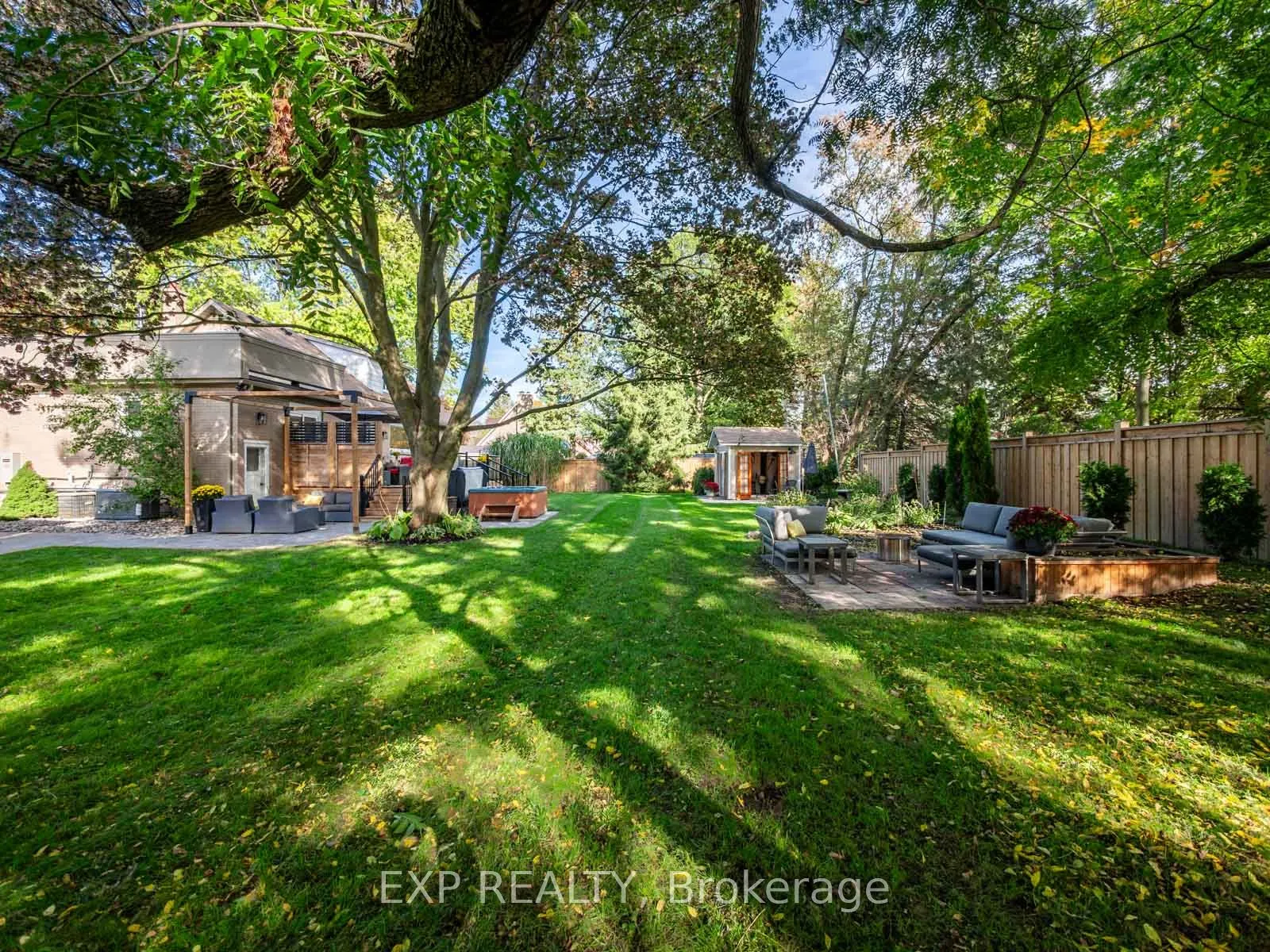 25 Morton Avenue