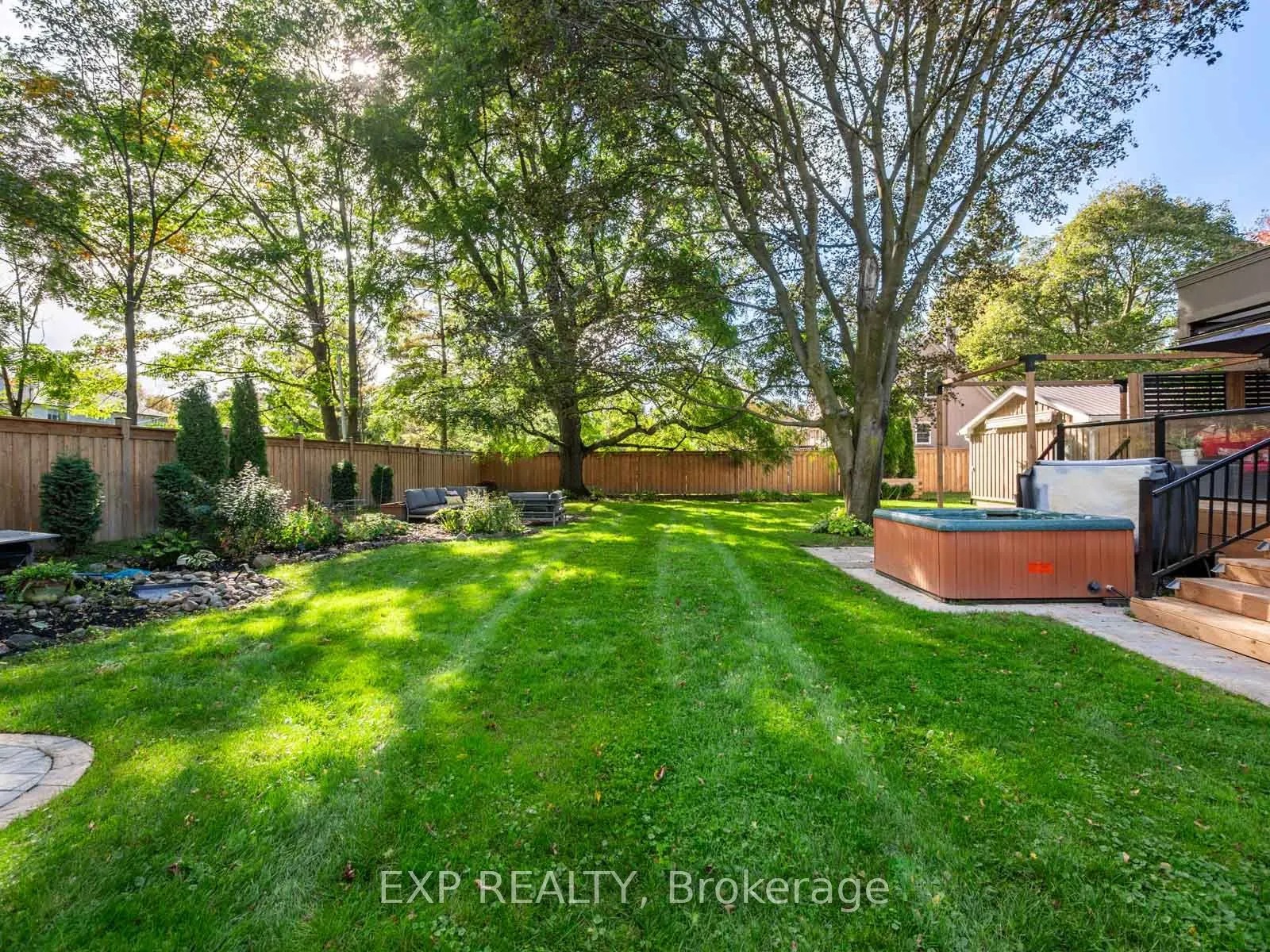 25 Morton Avenue