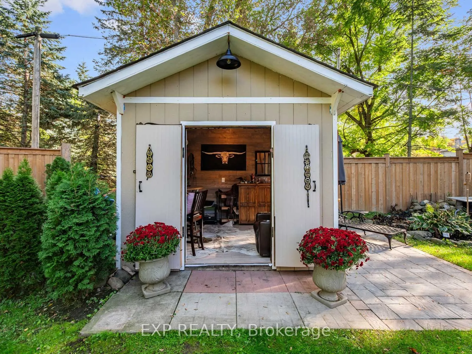 25 Morton Avenue