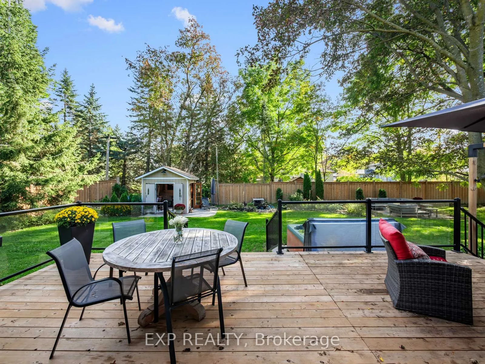 25 Morton Avenue