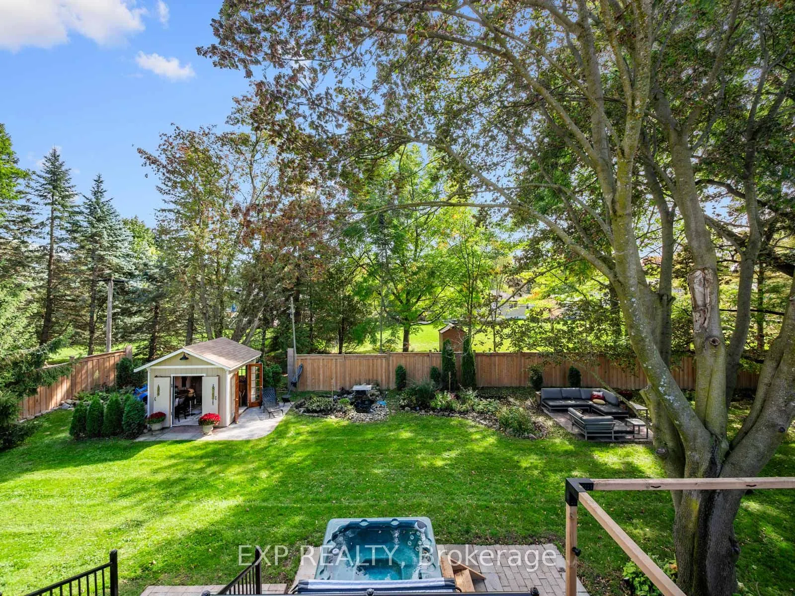 25 Morton Avenue