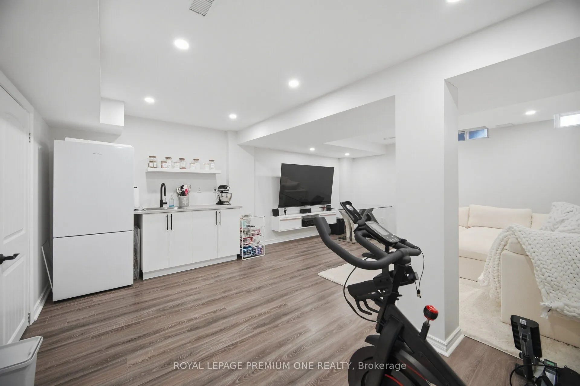 169 Venice Gate Drive
