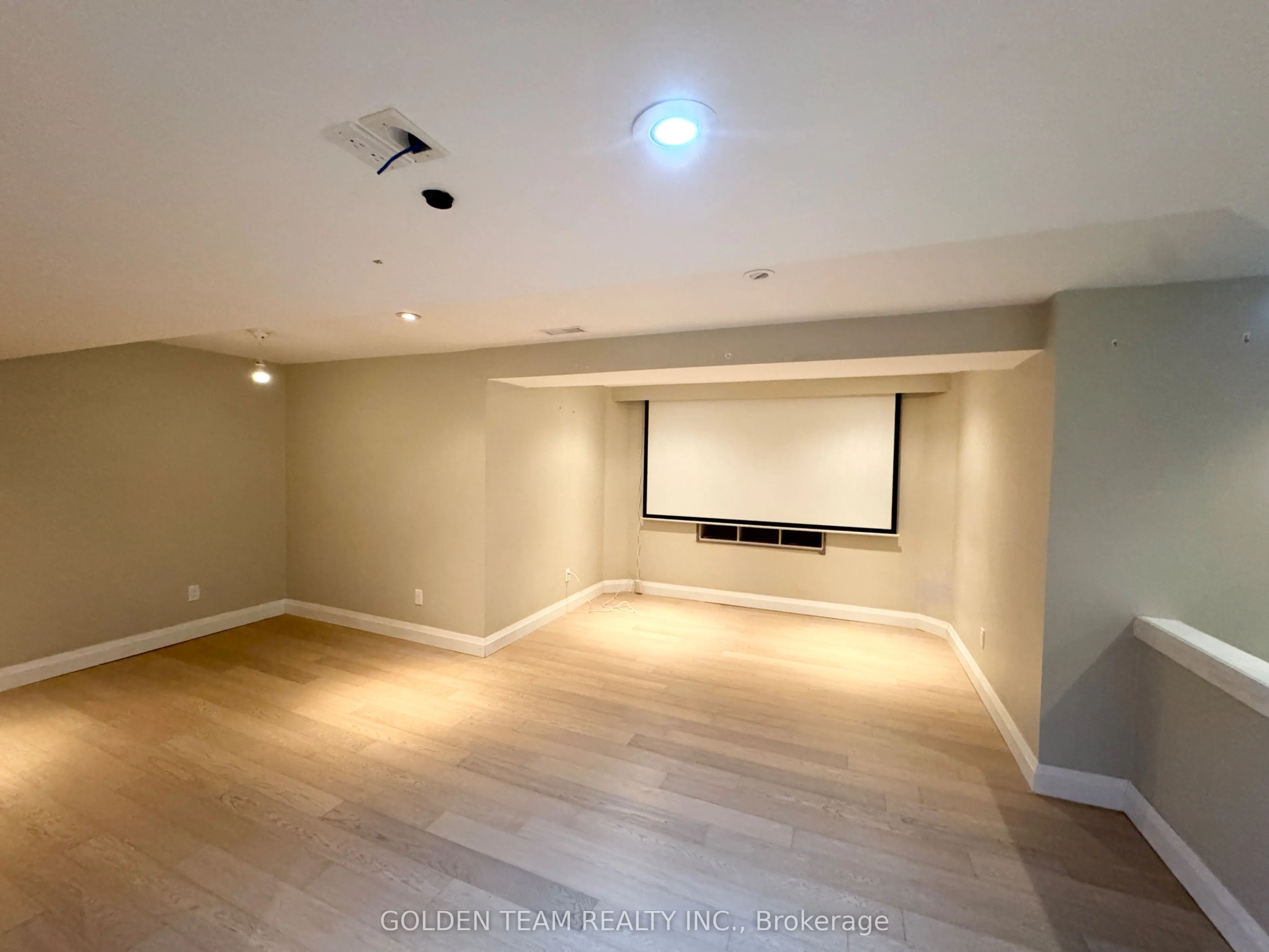 9 Ridgecrest Road
