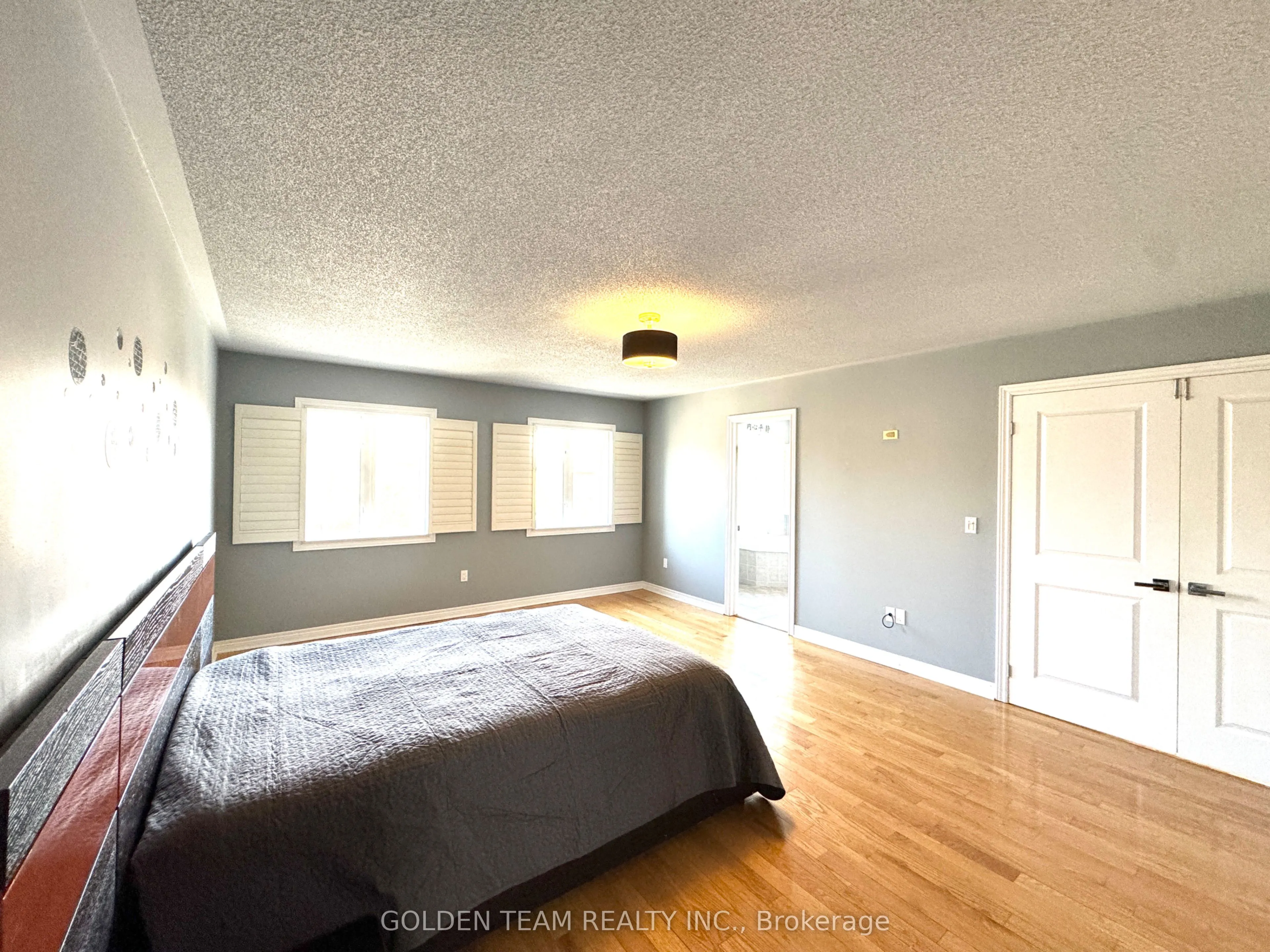 9 Ridgecrest Road
