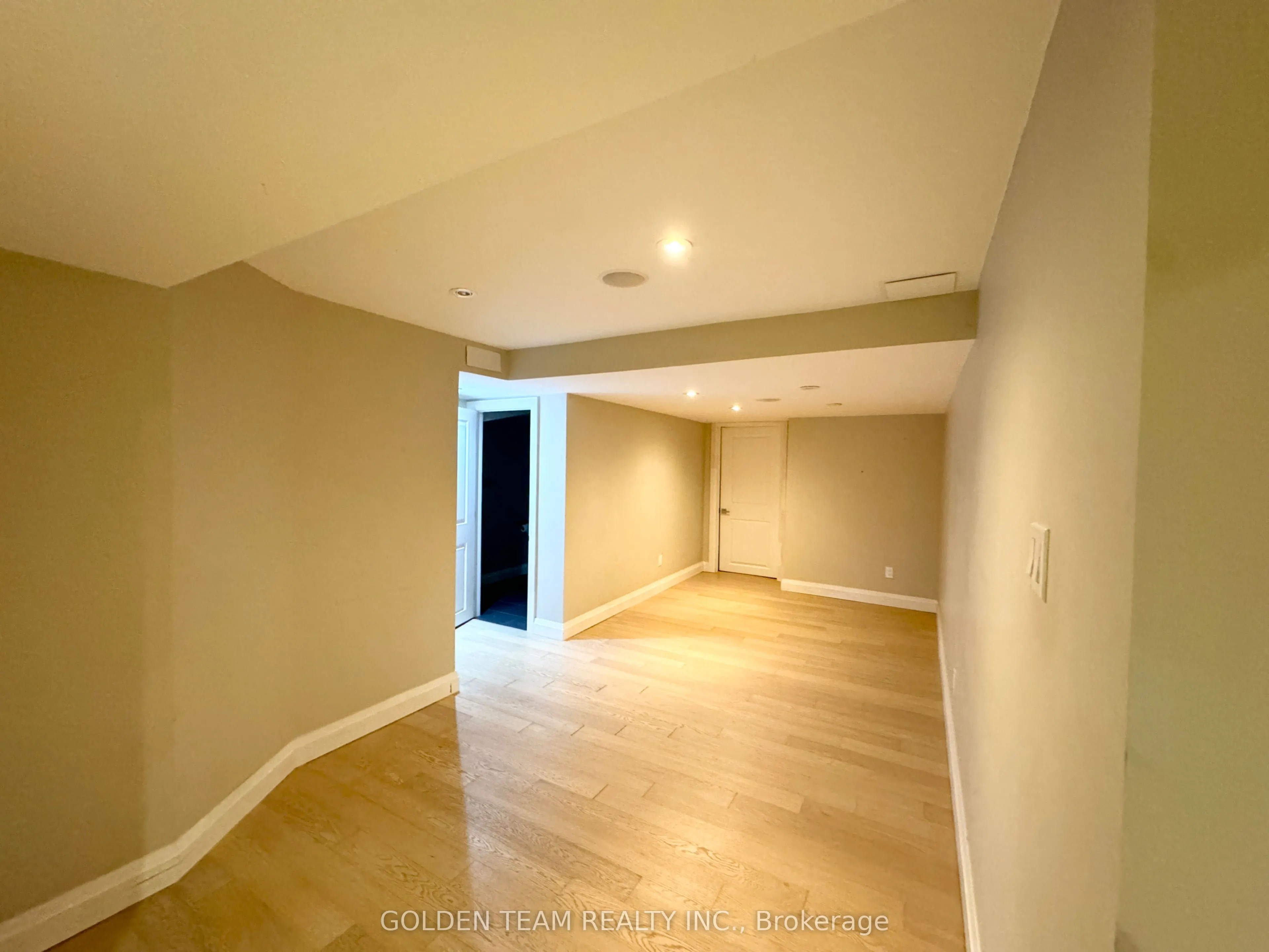 9 Ridgecrest Road
