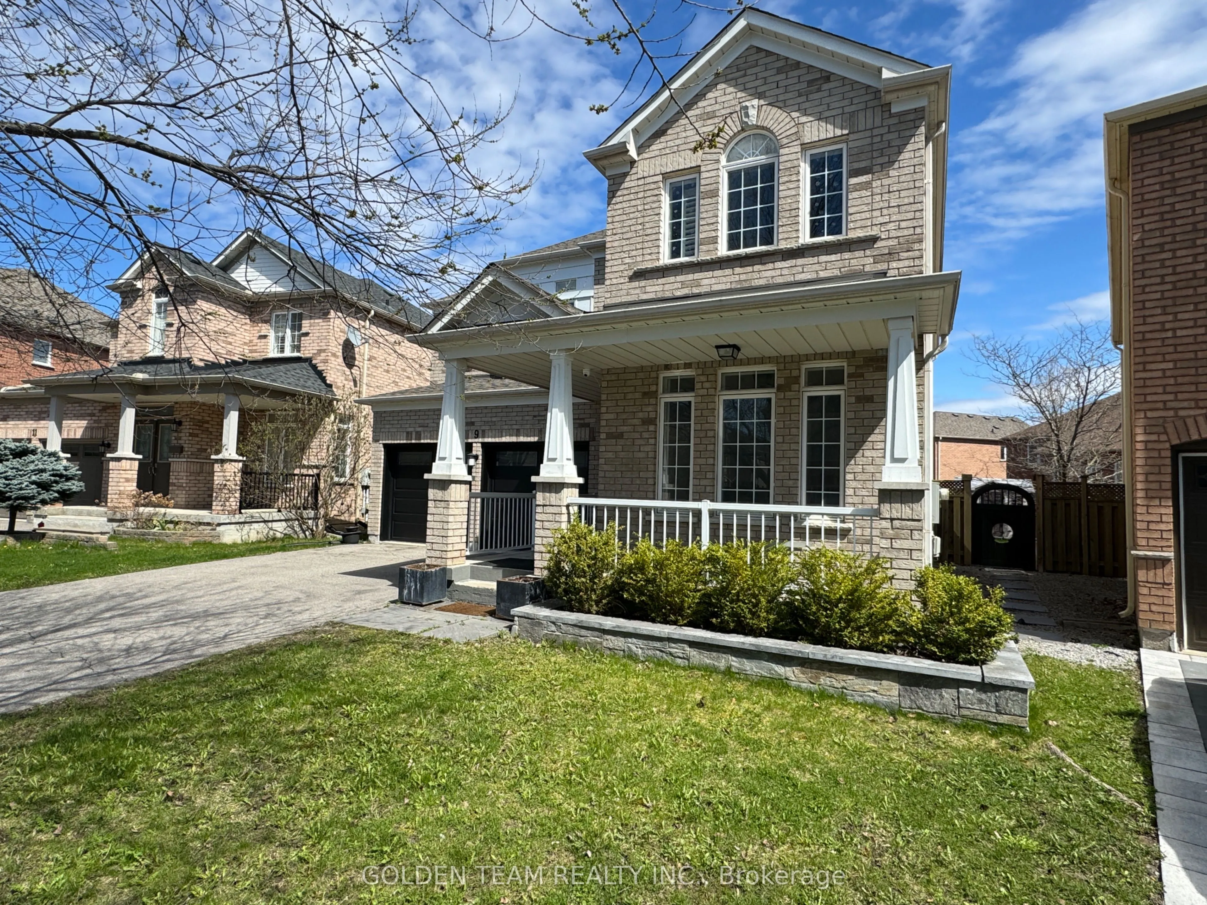 9 Ridgecrest Road