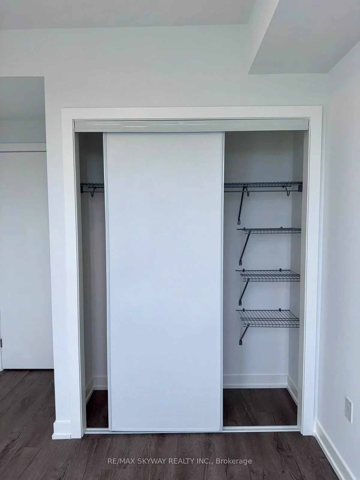 21 Meadowdale Road #1303