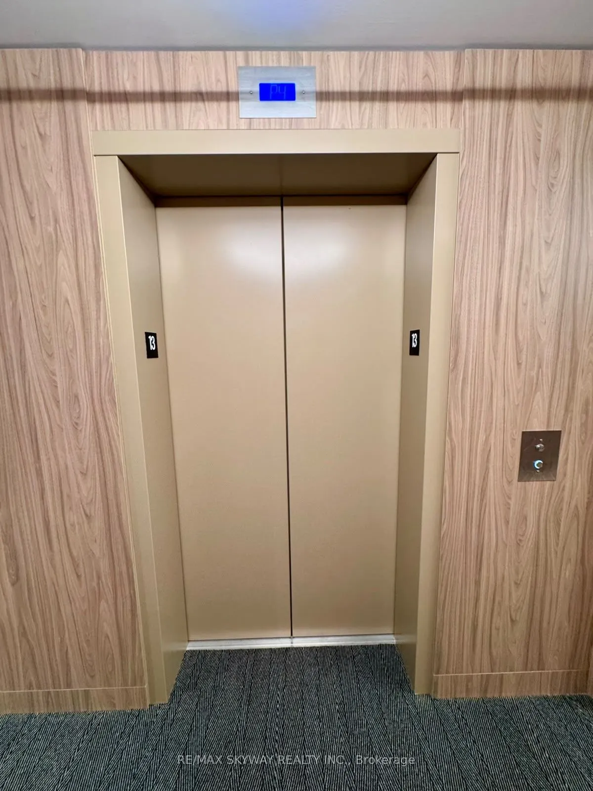 21 Meadowdale Road #1303