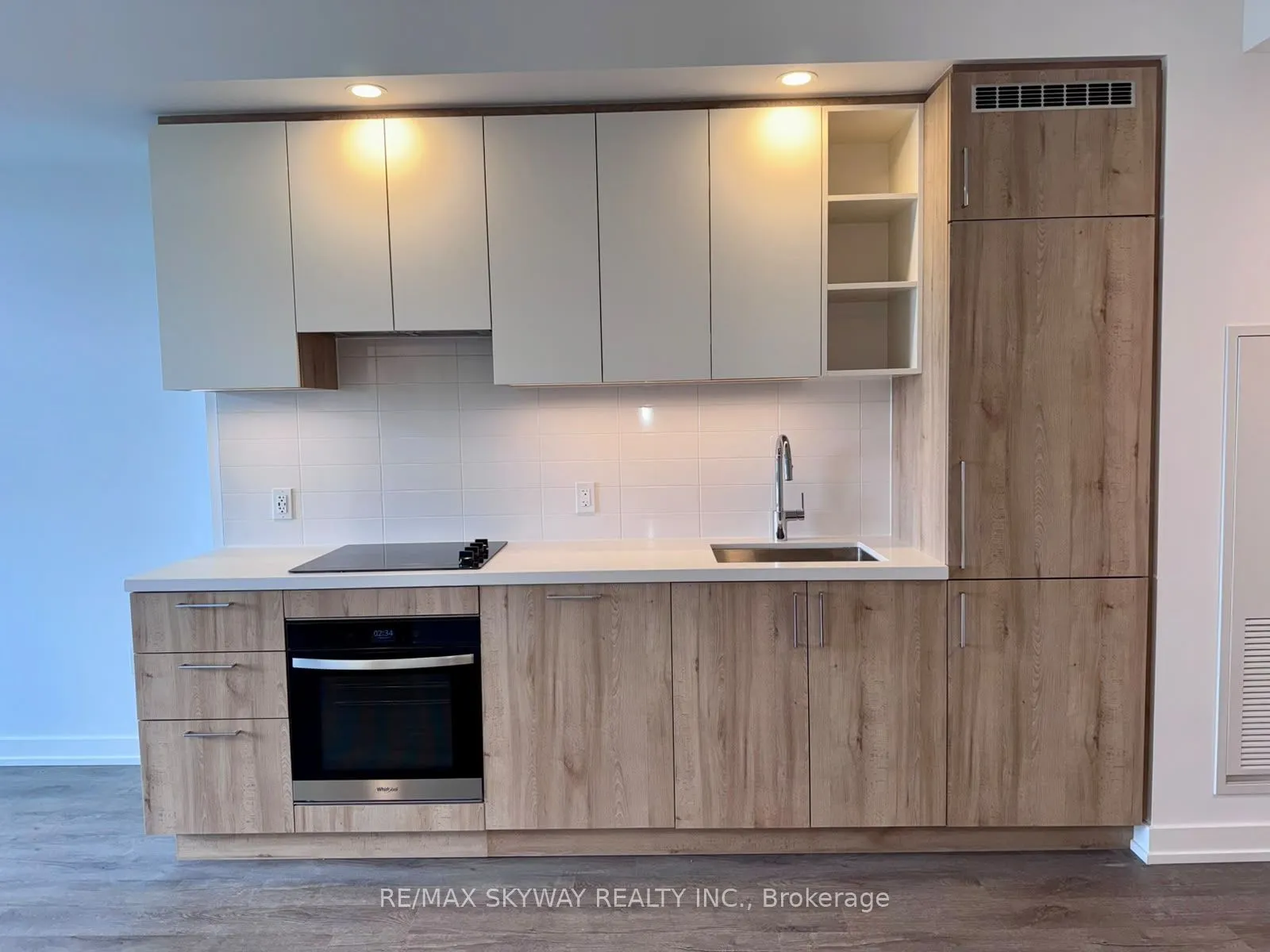 21 Meadowdale Road #1303