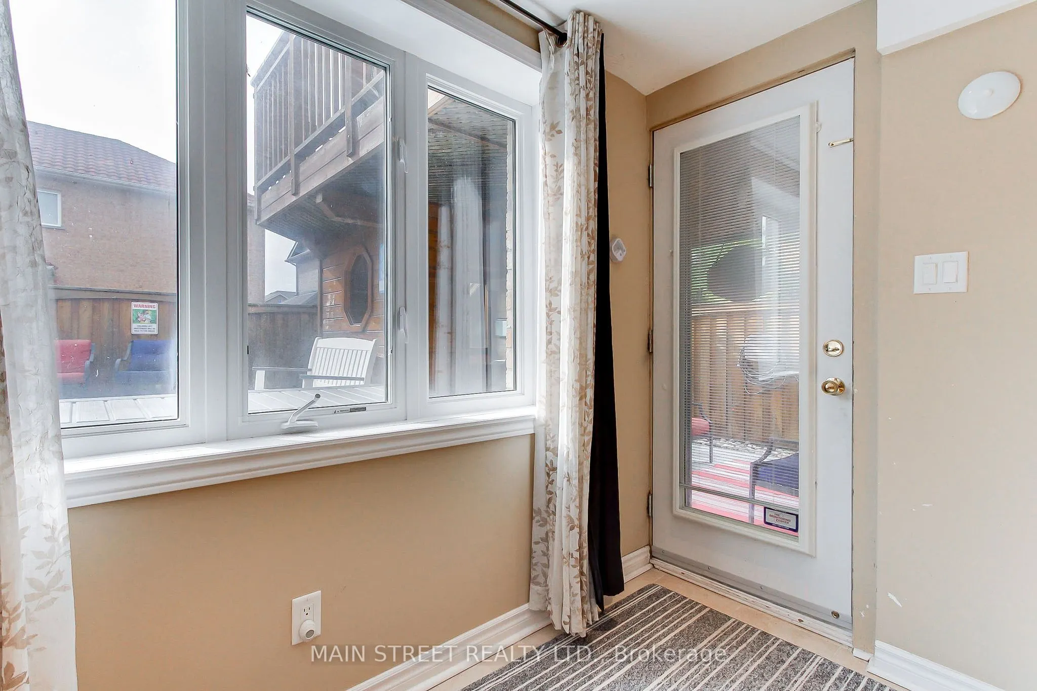 196 Wainscot Avenue