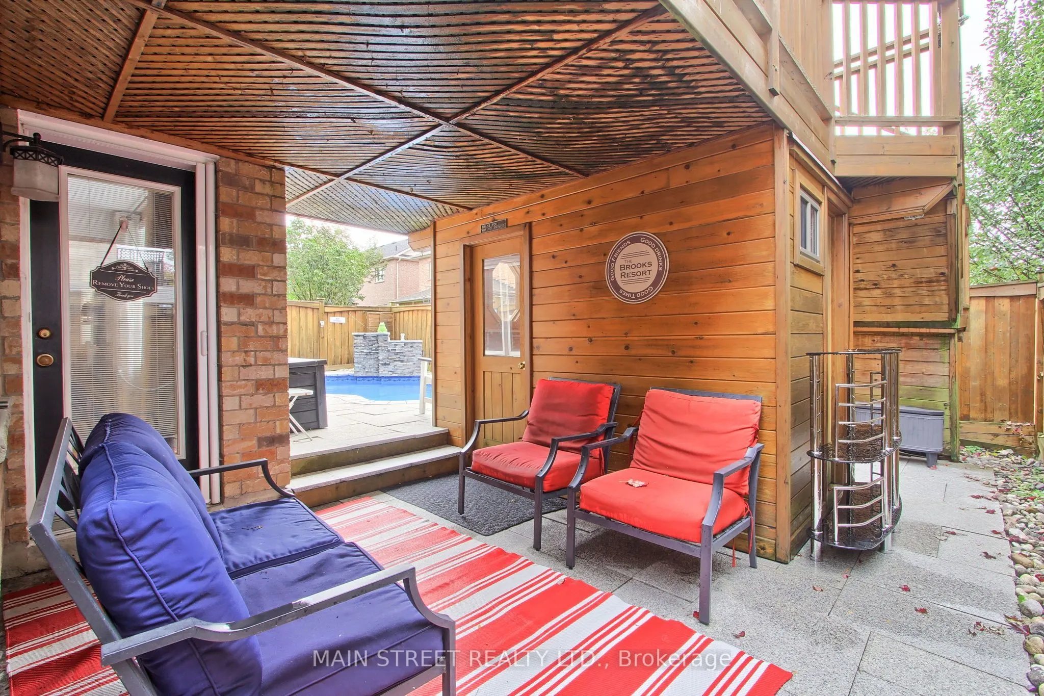 196 Wainscot Avenue