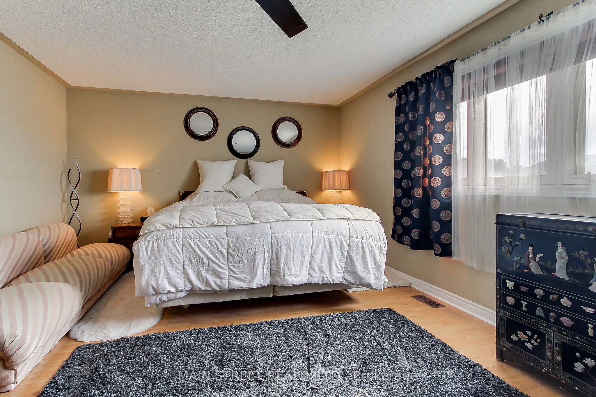 196 Wainscot Avenue