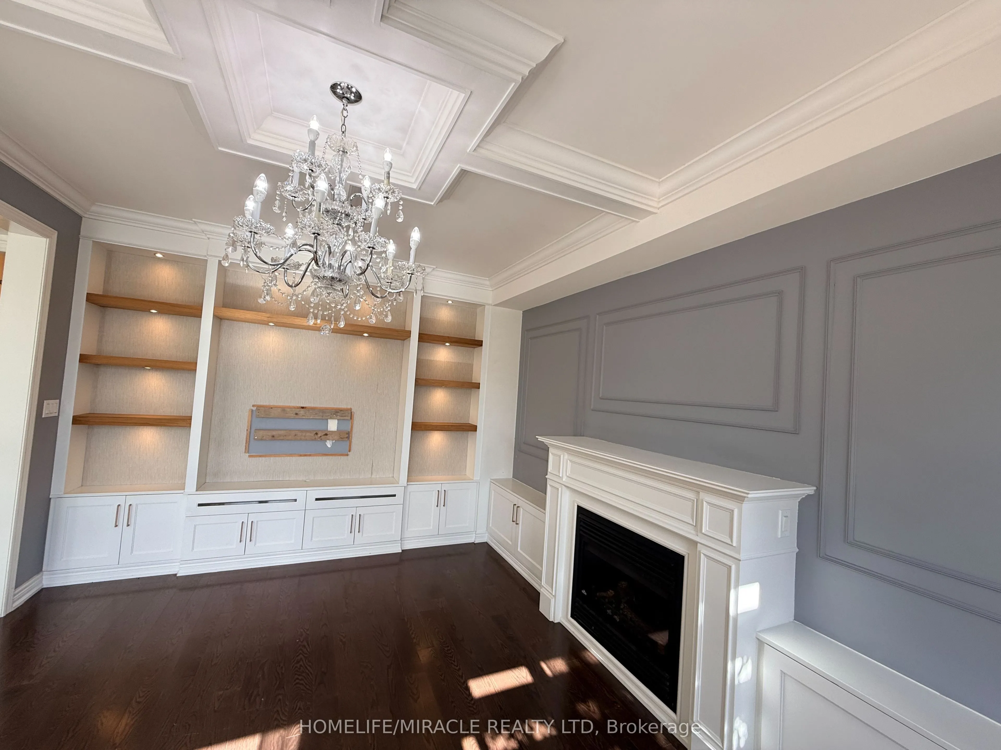55 Treetops Boulevard