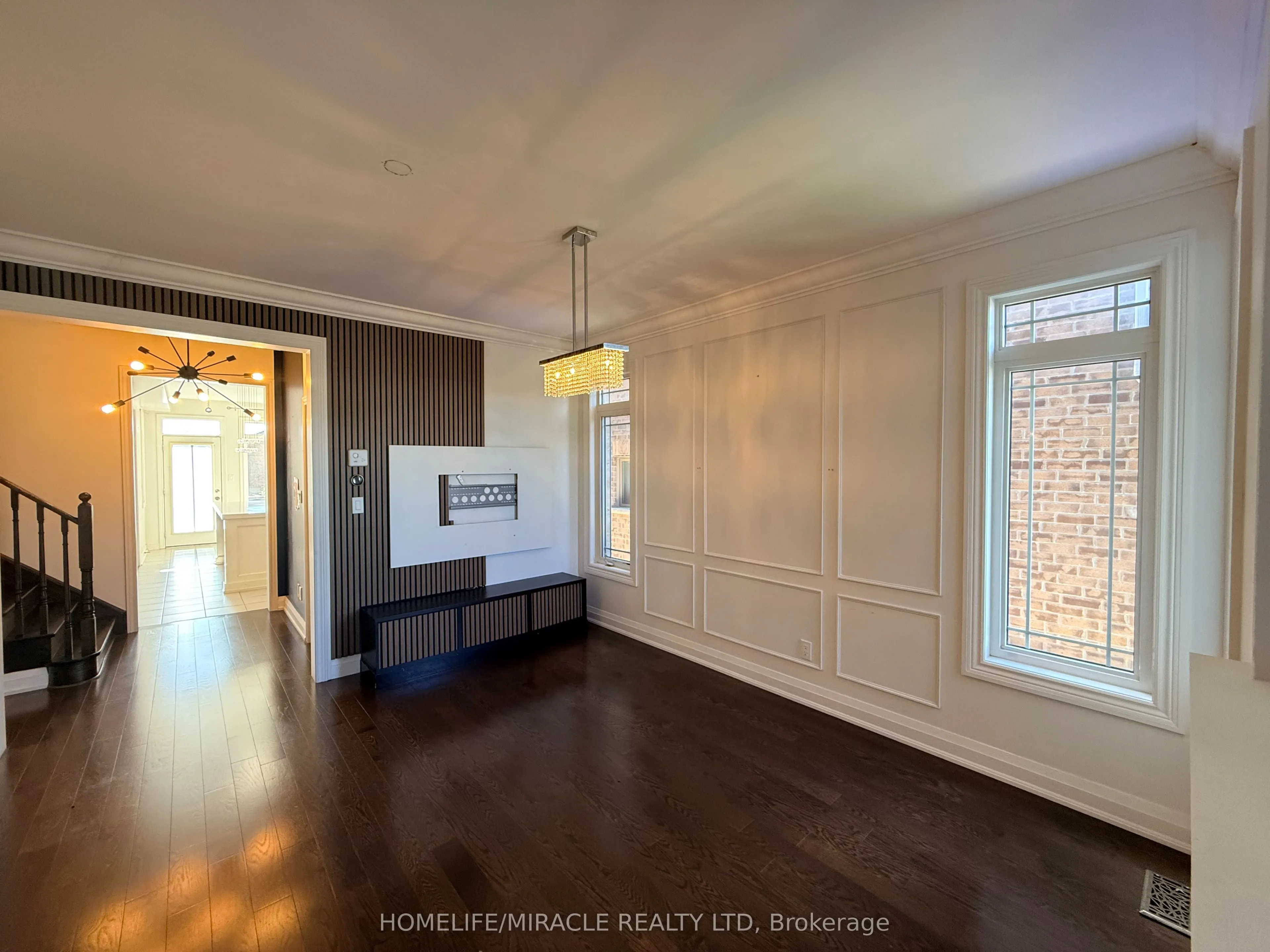 55 Treetops Boulevard