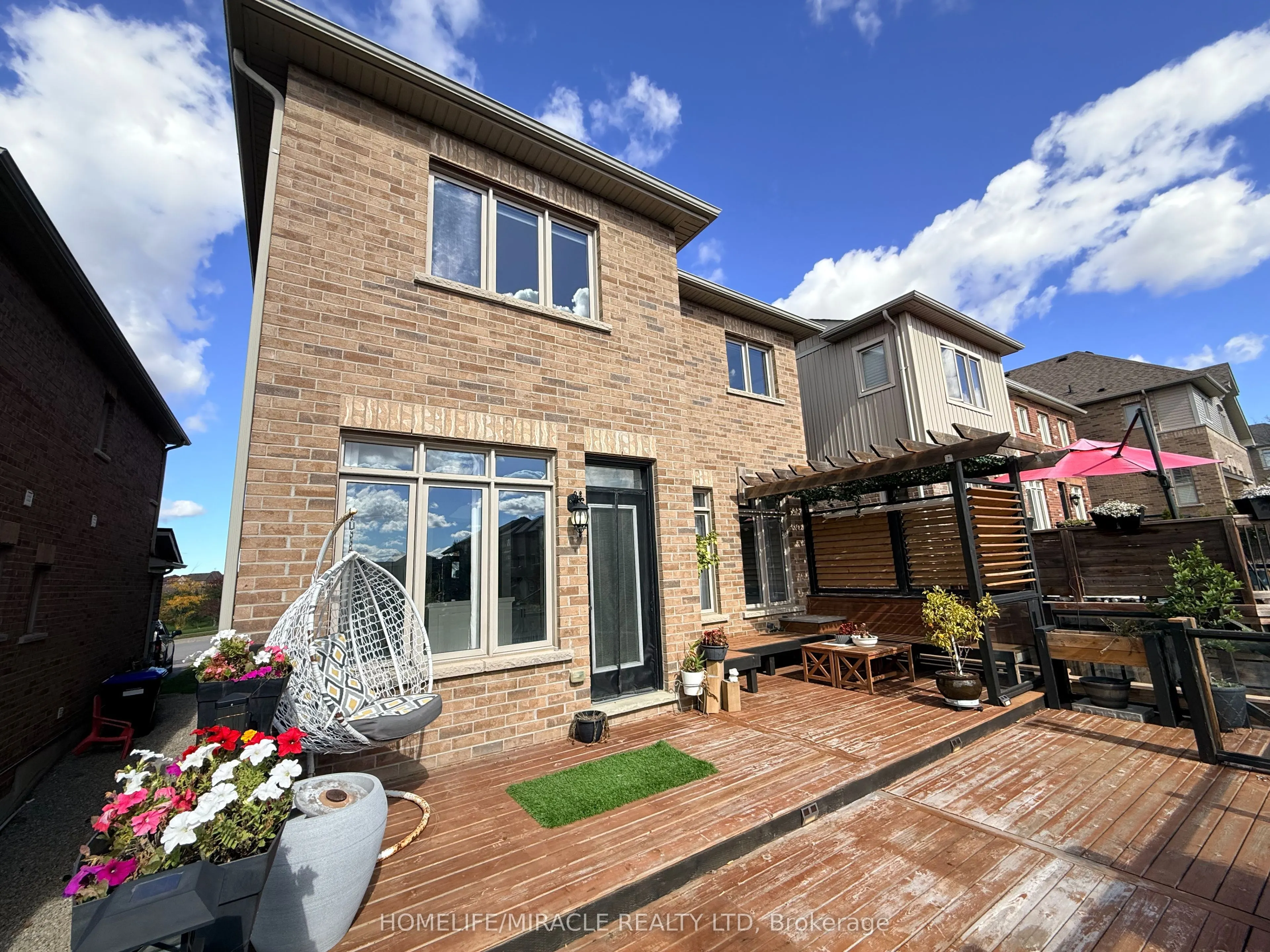 55 Treetops Boulevard