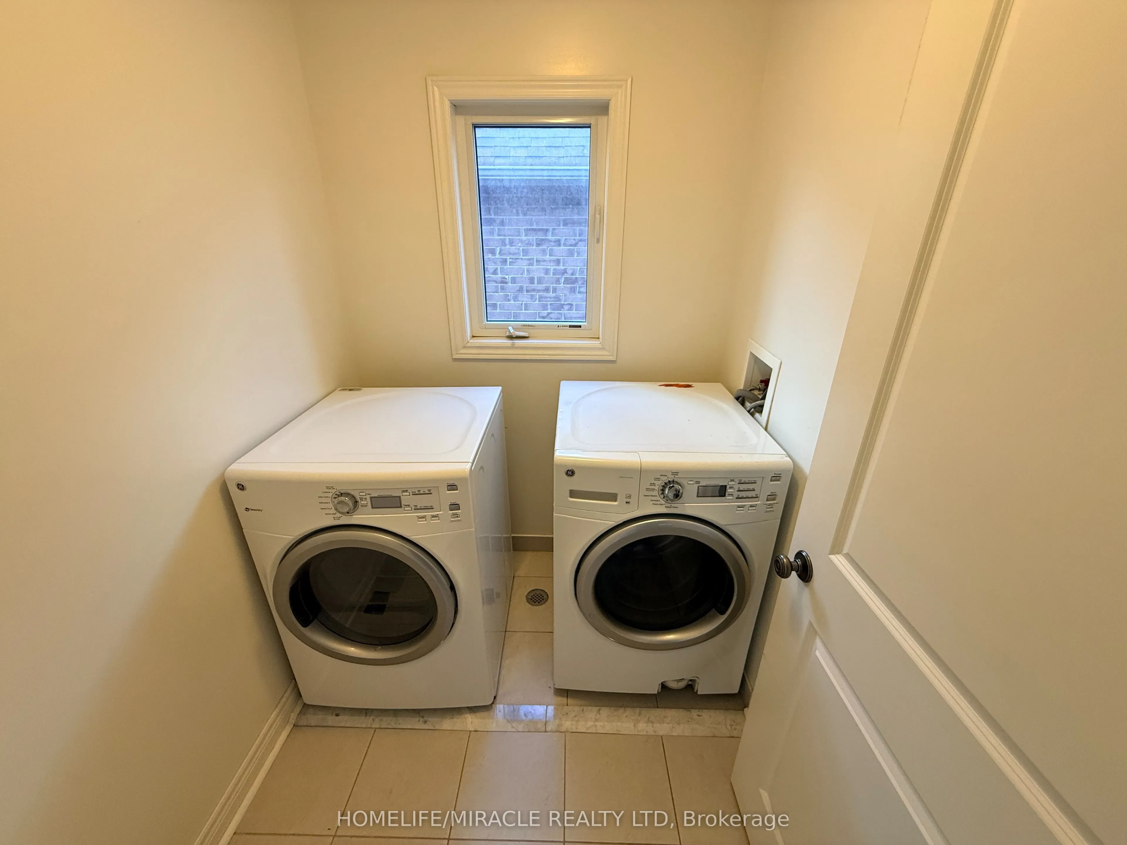 55 Treetops Boulevard