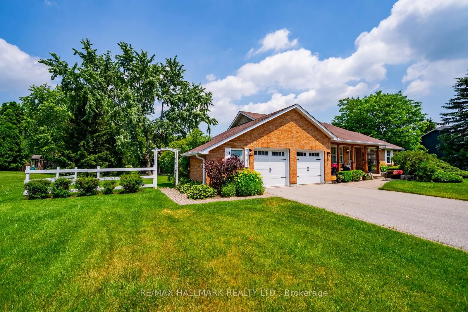 245 Cam Fella Boulevard