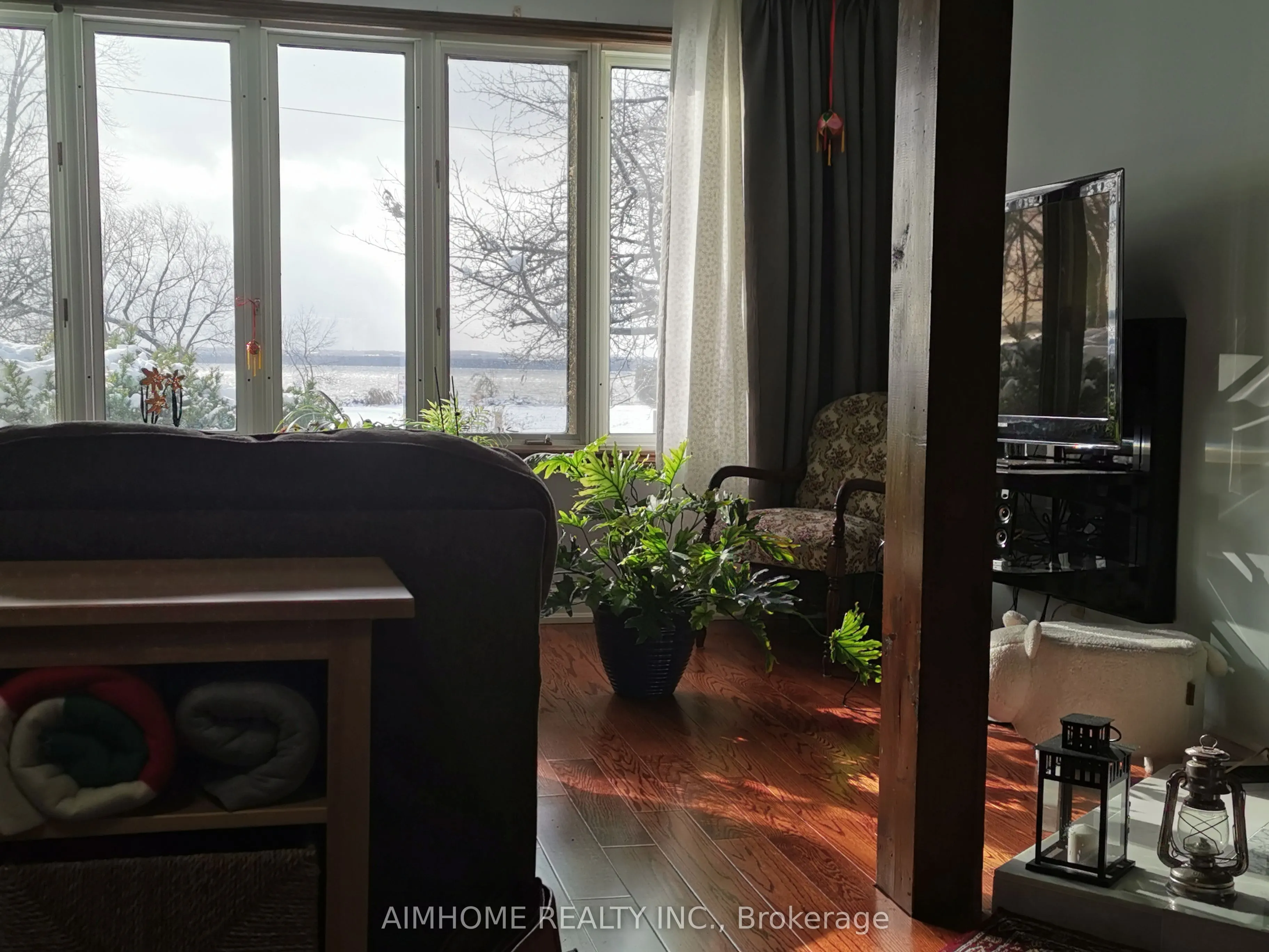 19 Shoreline Place #1