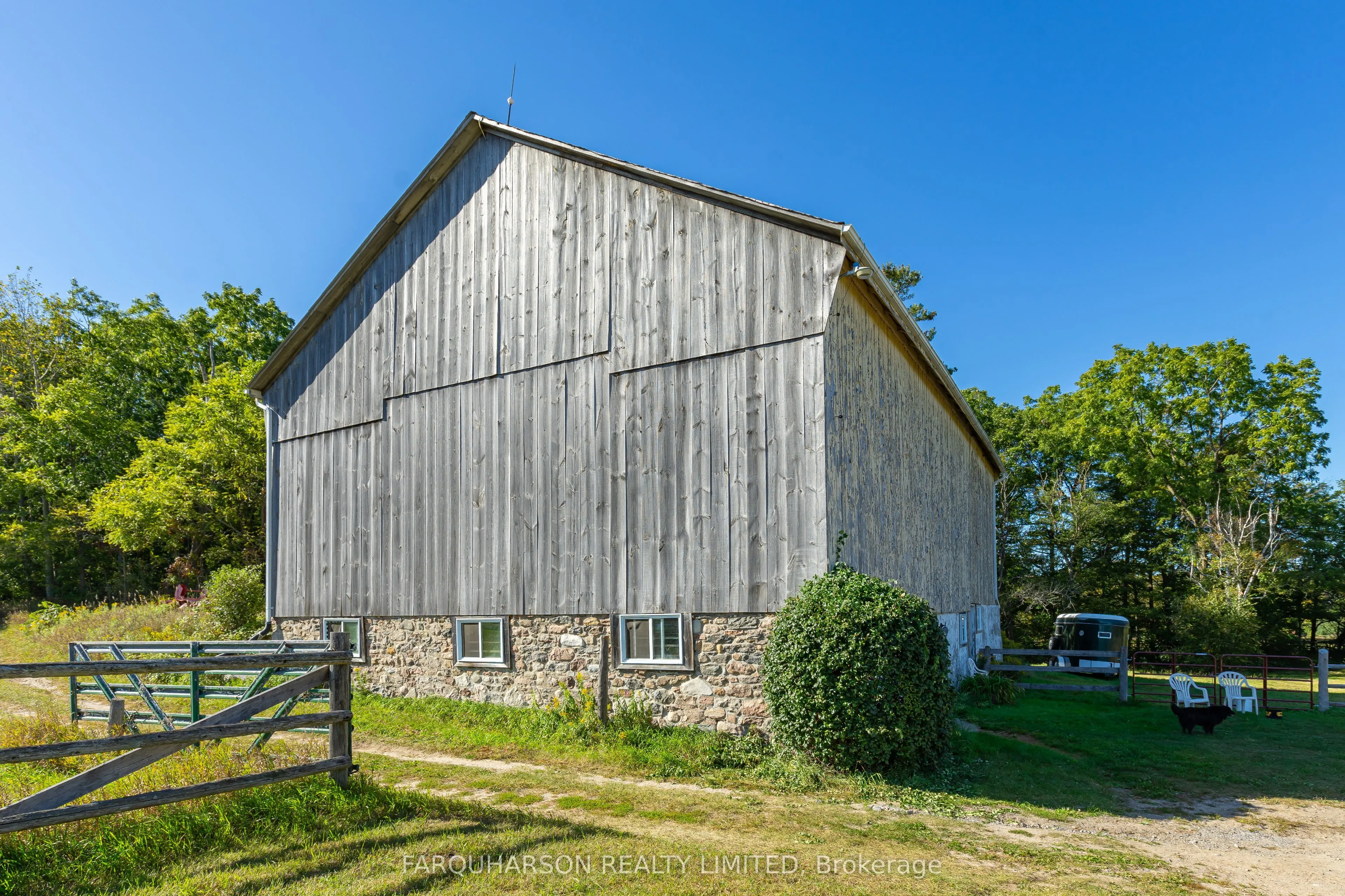 5550 7th Concession