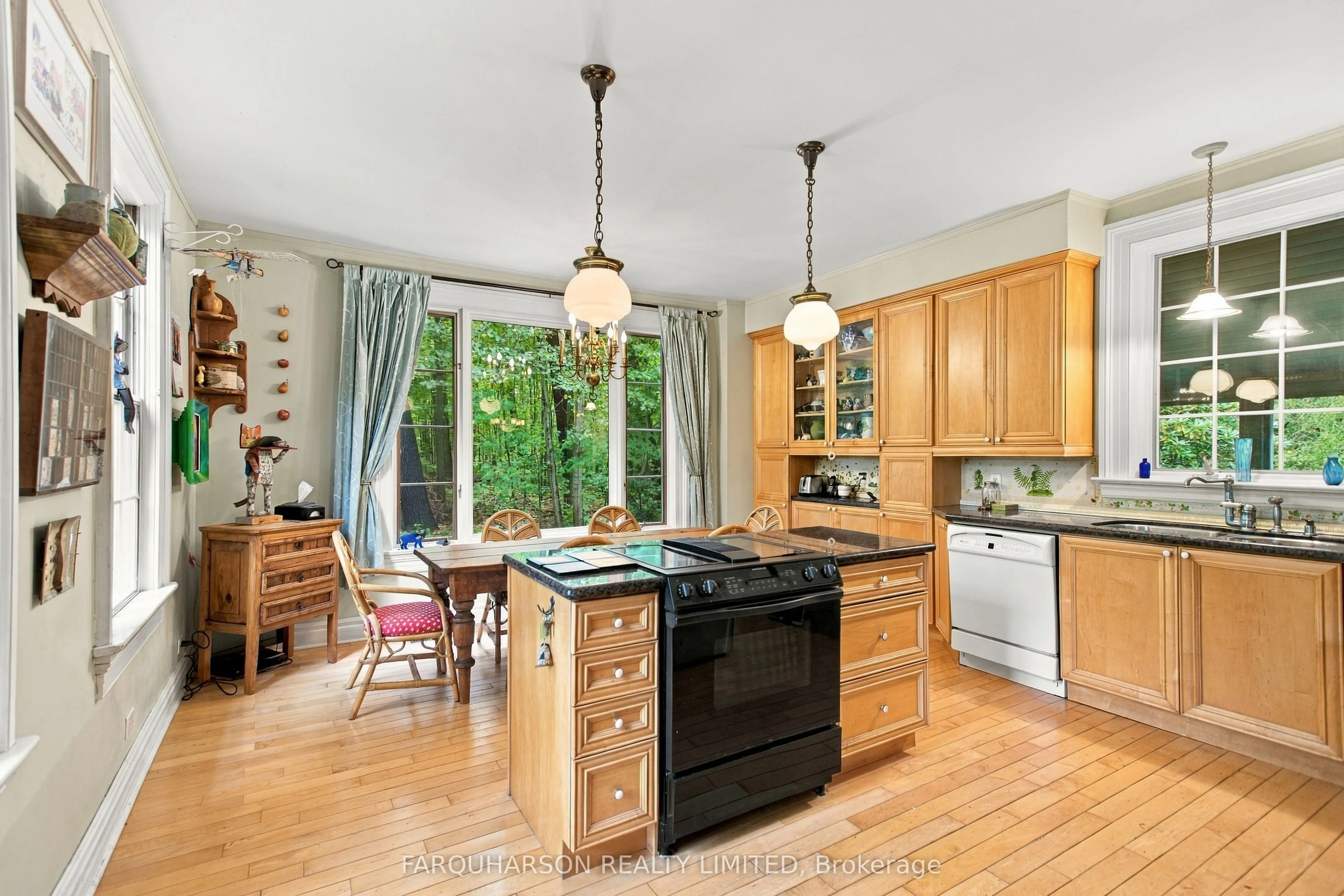 5550 7th Concession