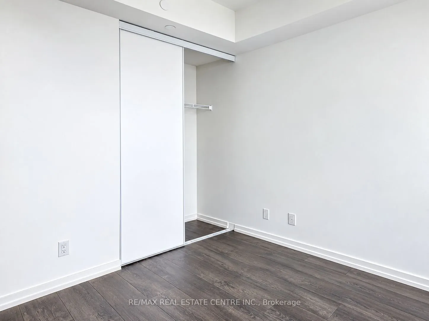 1000 Portage Parkway #3915