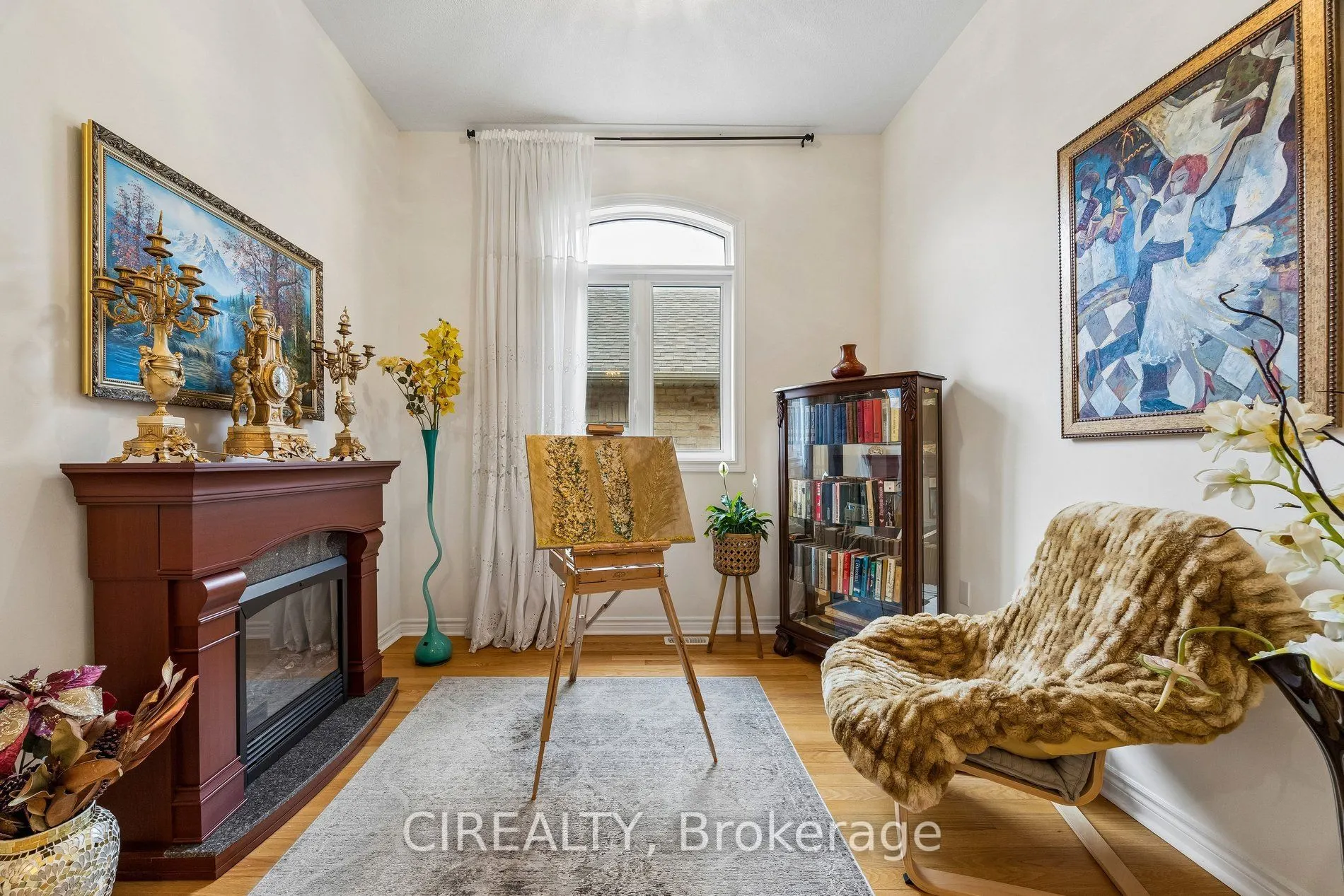 289 Chatfield Drive