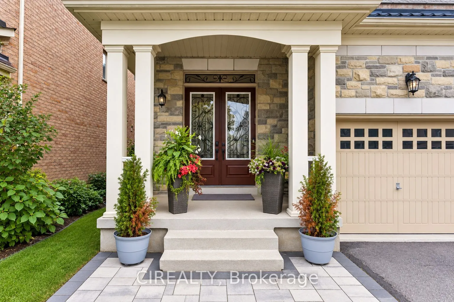 289 Chatfield Drive
