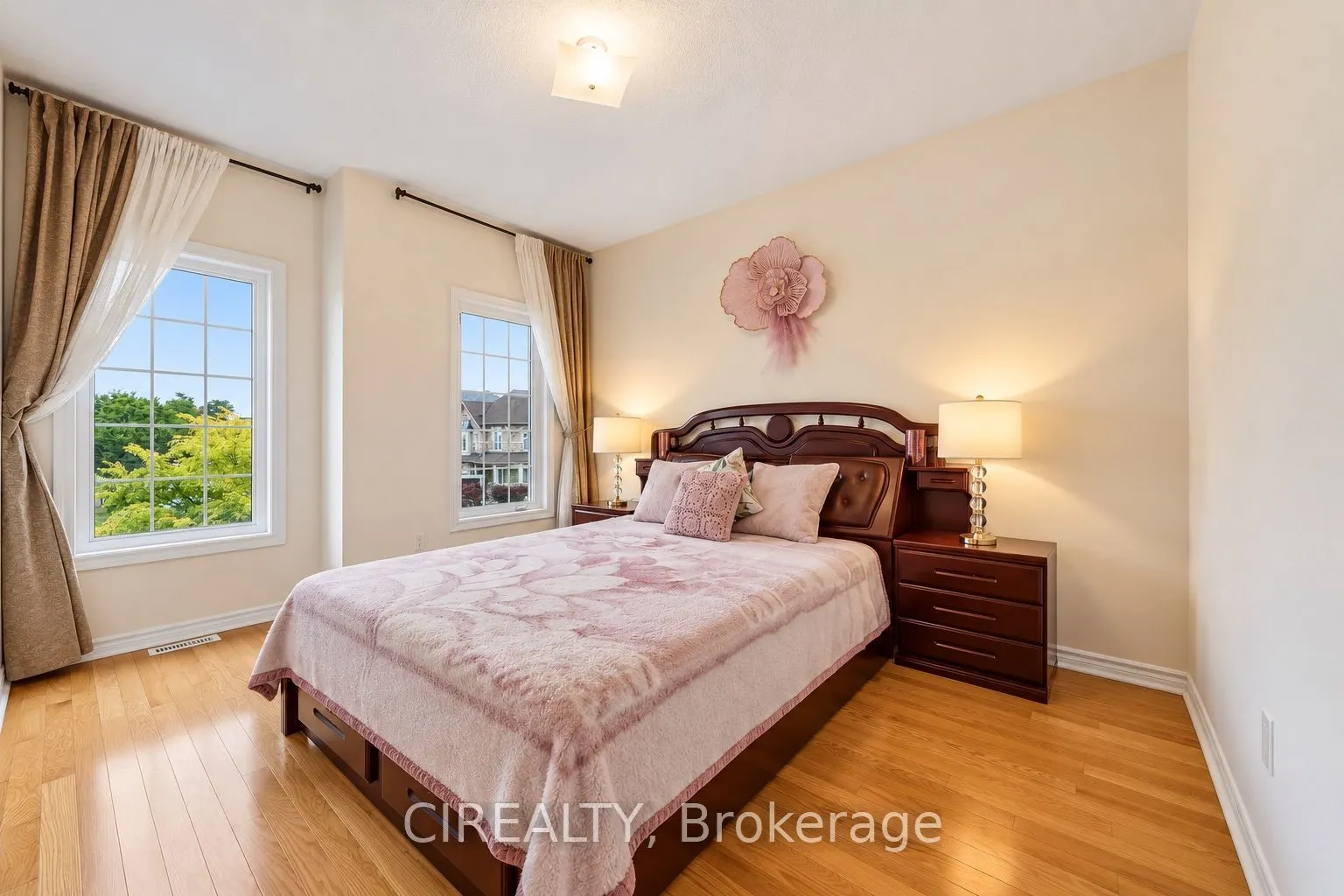 289 Chatfield Drive