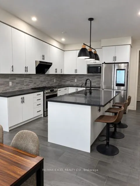 123 Fallharvest Way