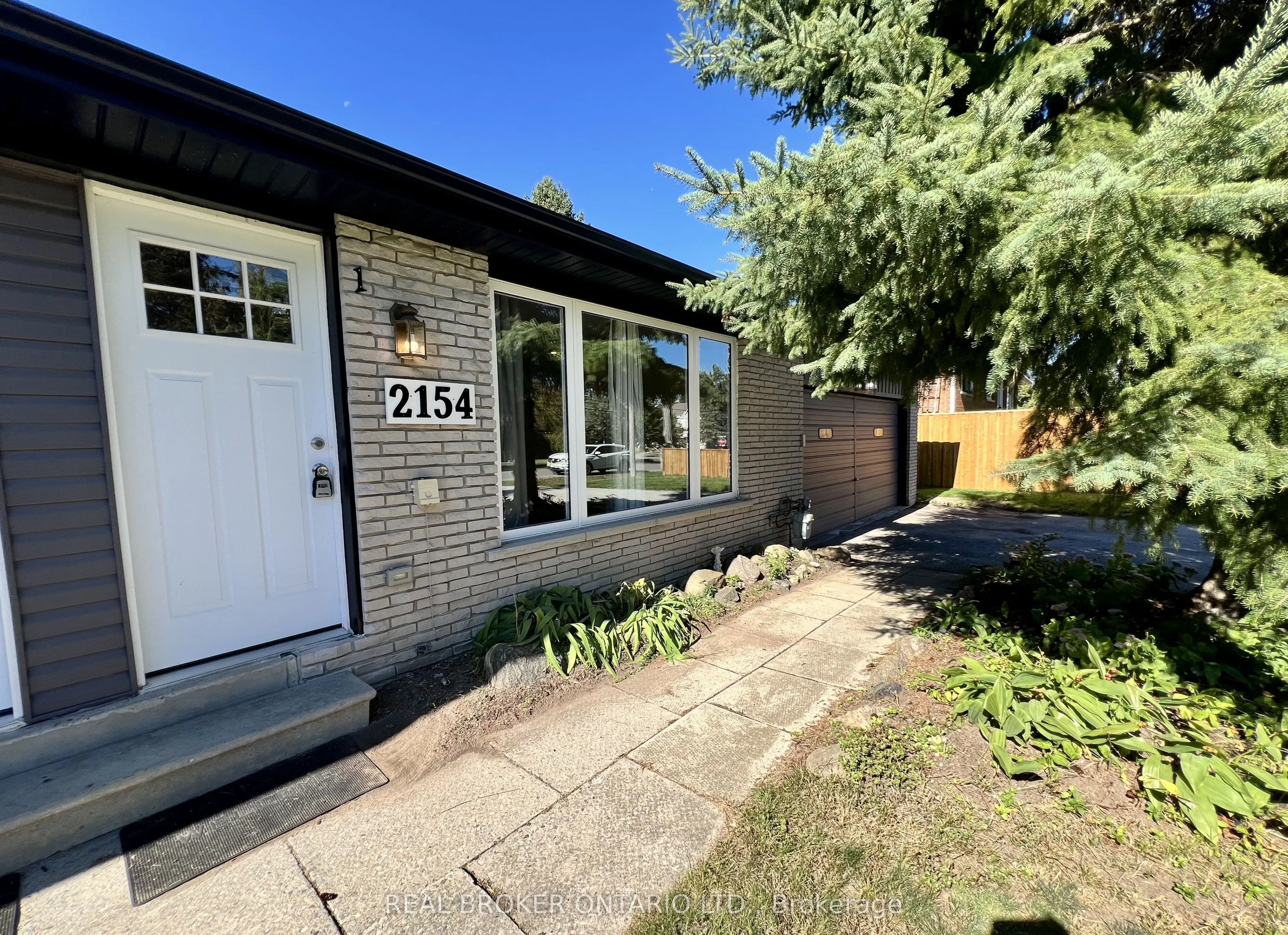 2154 Adullam Avenue