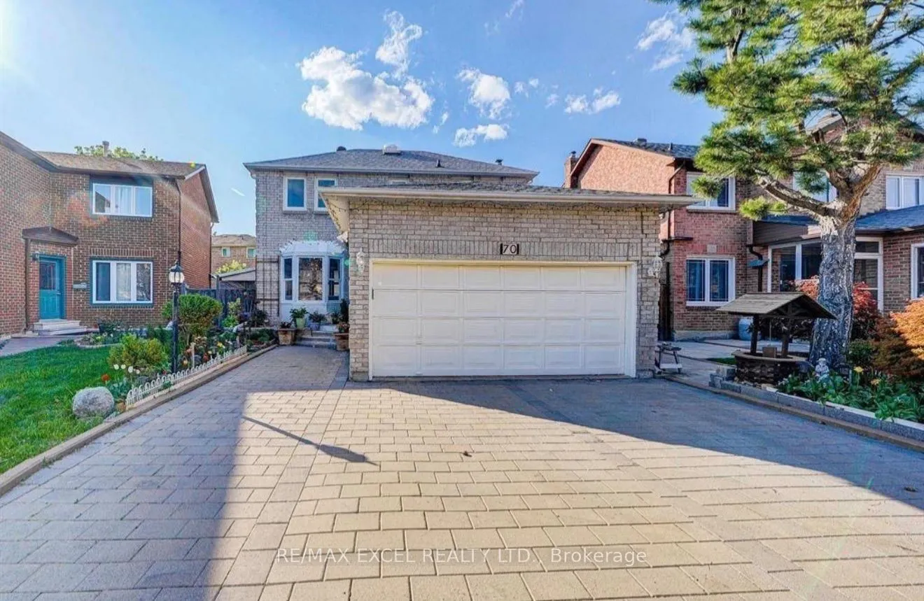 70 Weldrick Road E #Upper