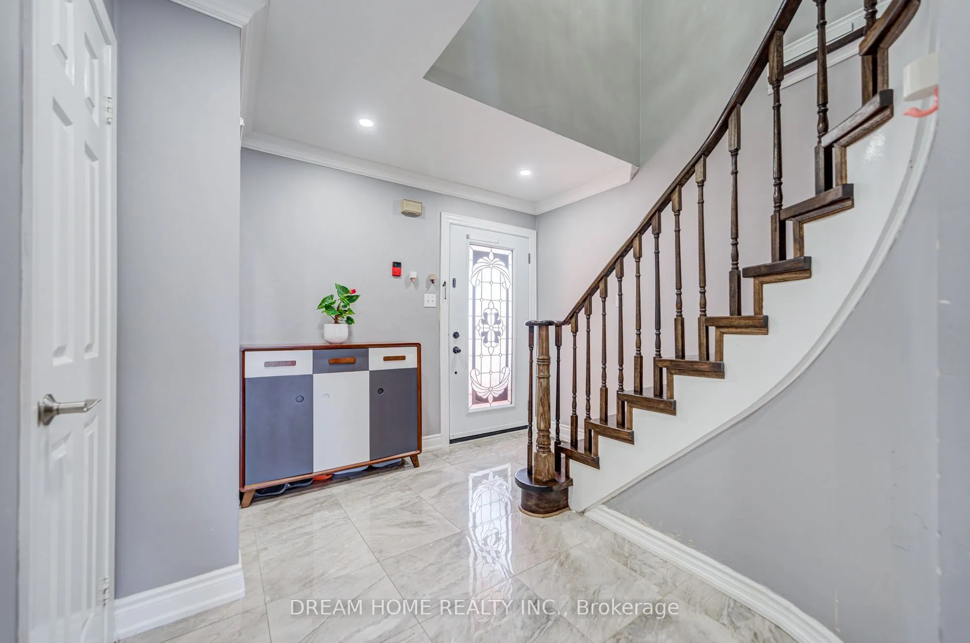 100 Douglas Haig Drive