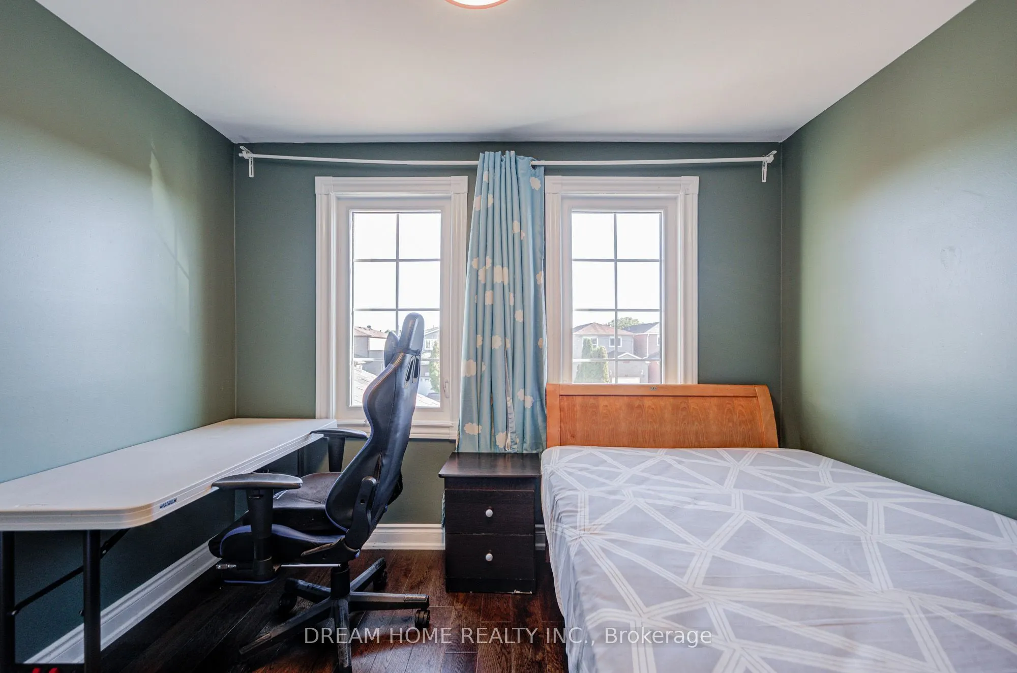 100 Douglas Haig Drive