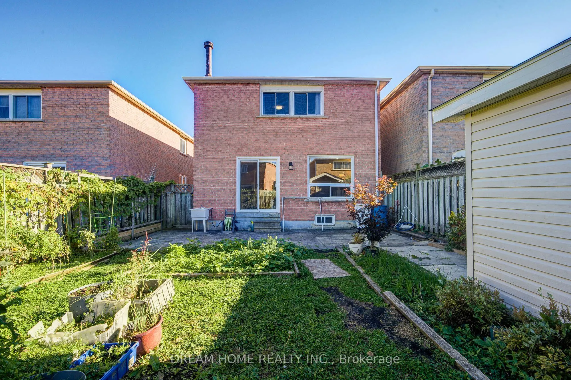 100 Douglas Haig Drive