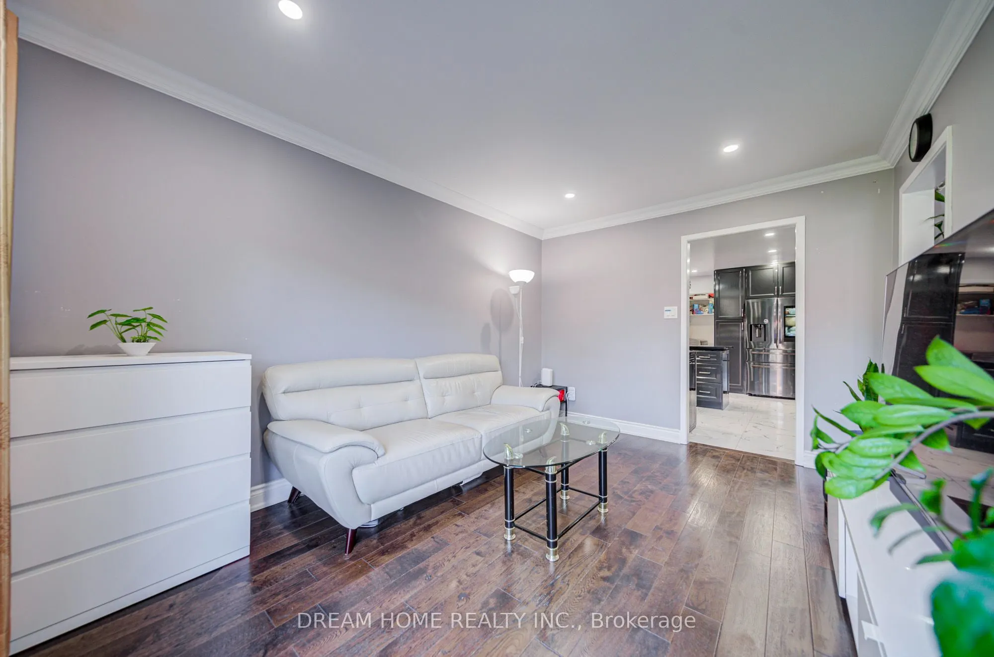 100 Douglas Haig Drive