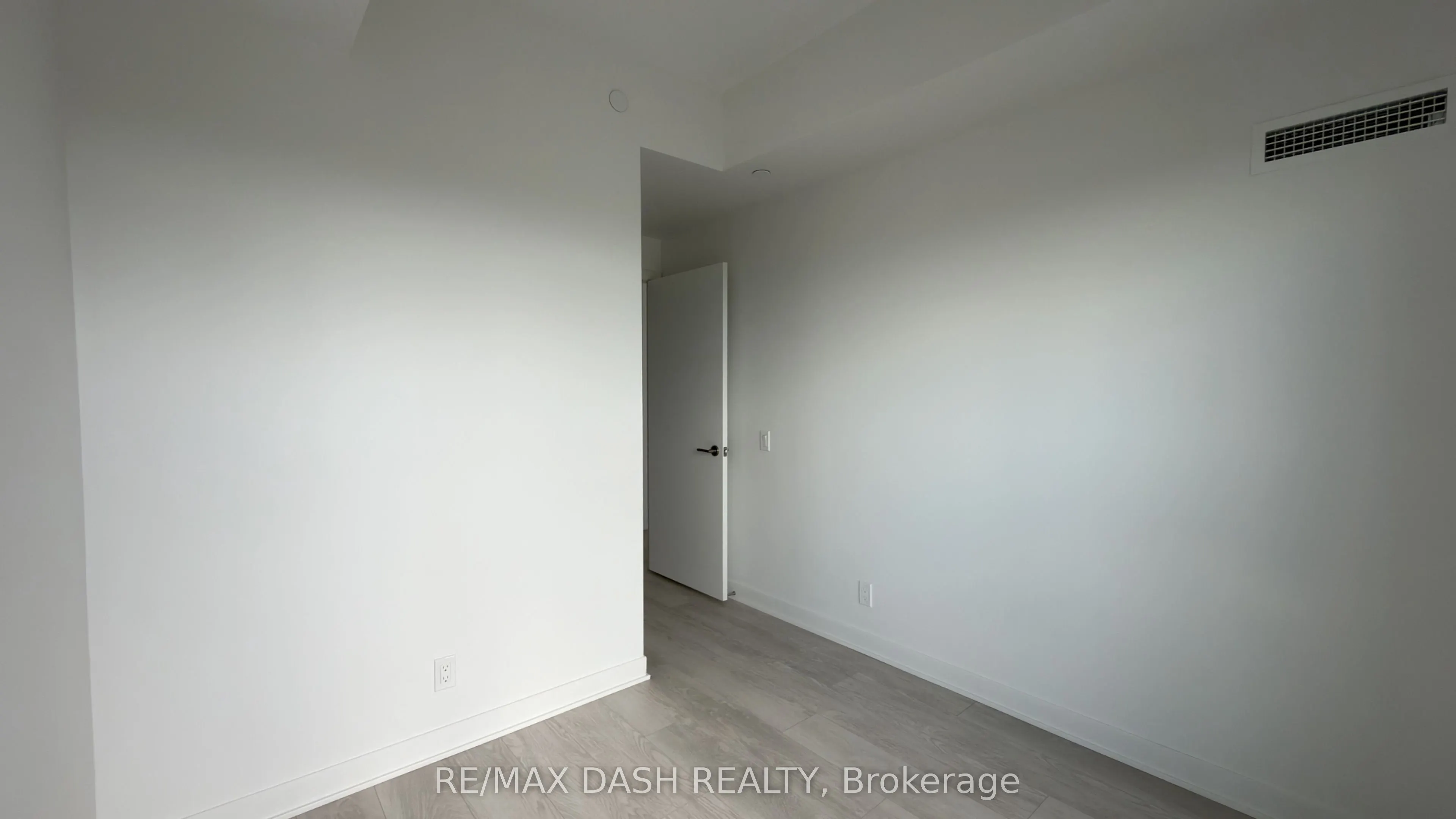 6 Flavelle Trail #1418