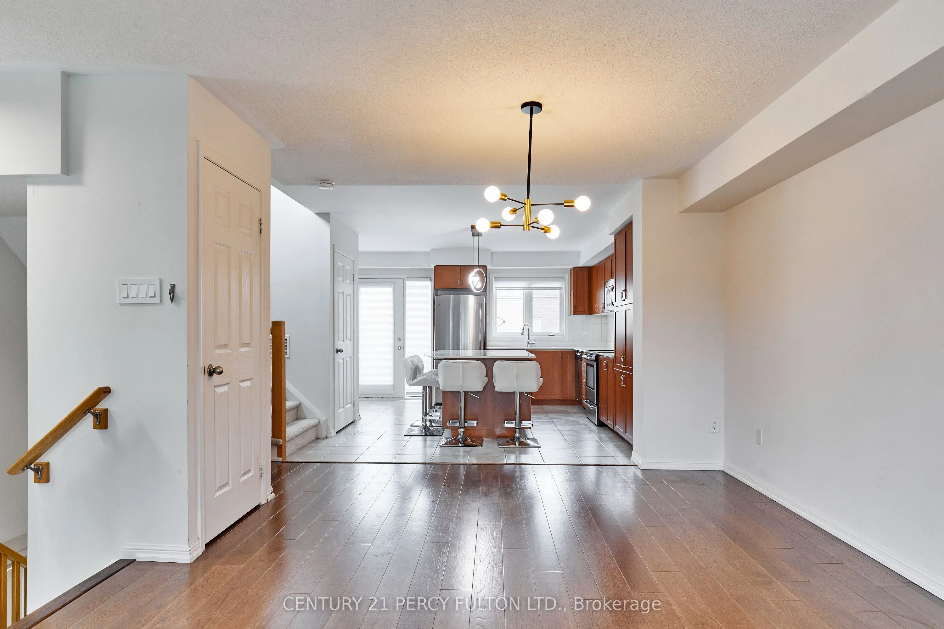 15951 Bayview Avenue #12