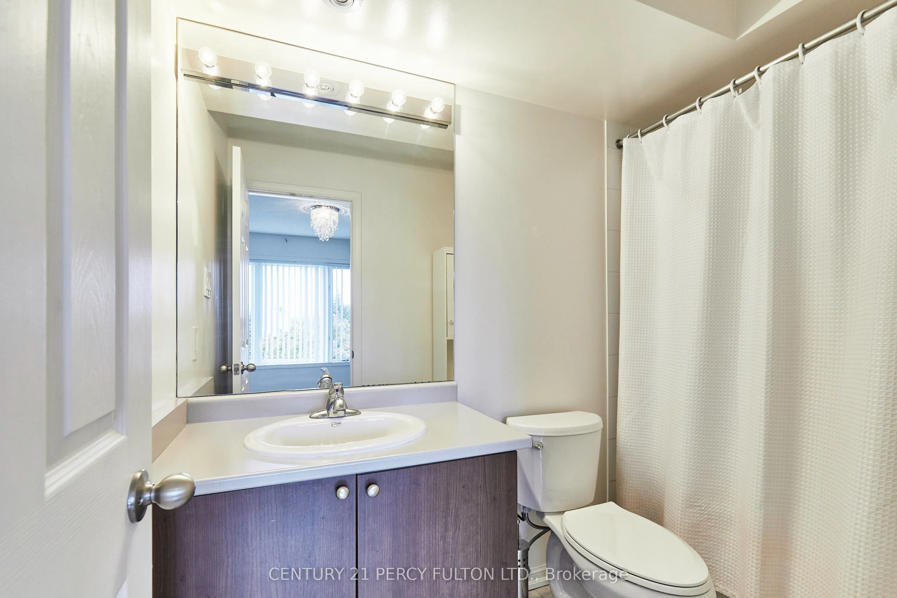 15951 Bayview Avenue #12