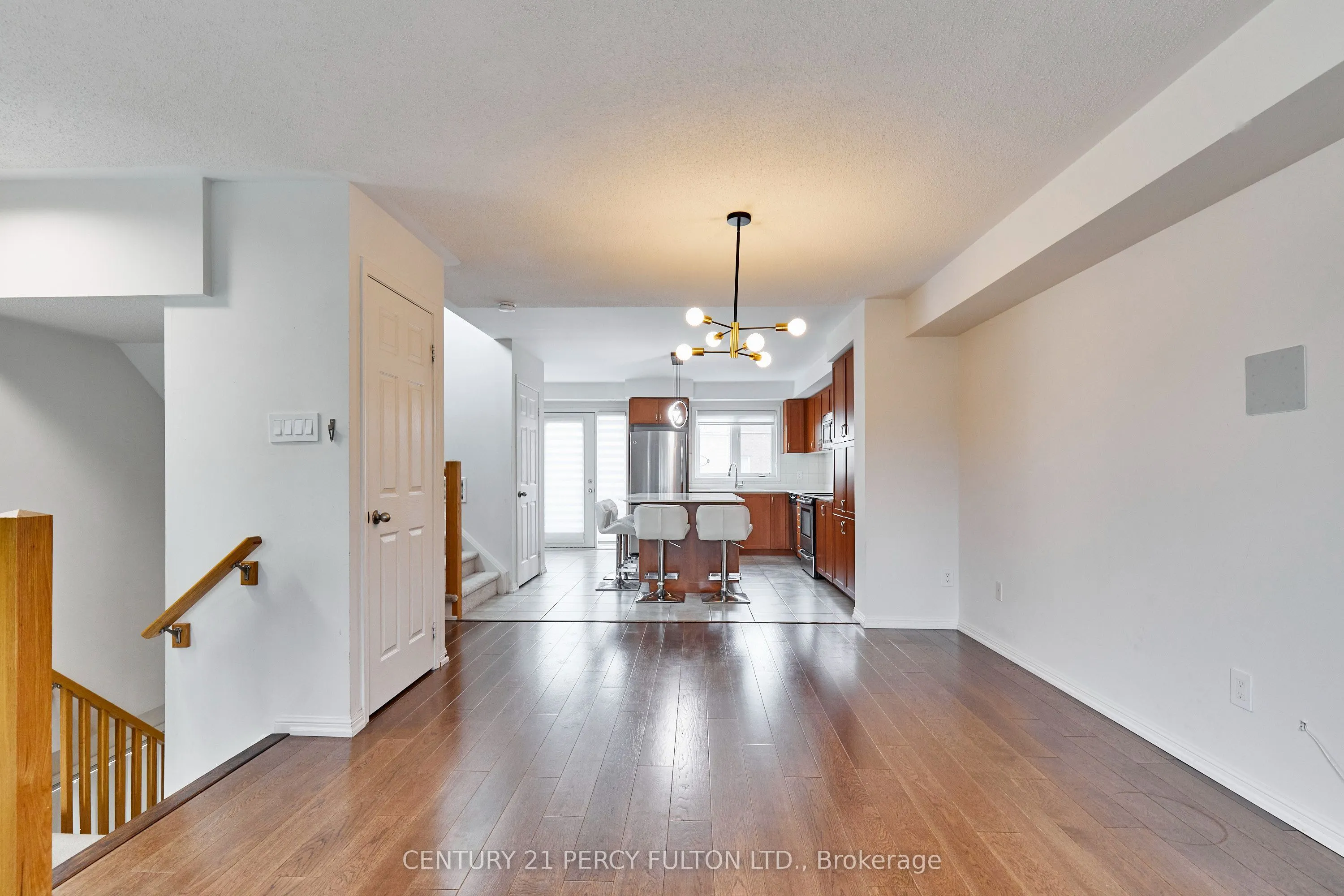 15951 Bayview Avenue #12