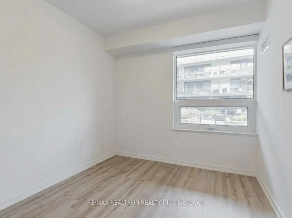 271 Sea Ray Avenue #B103