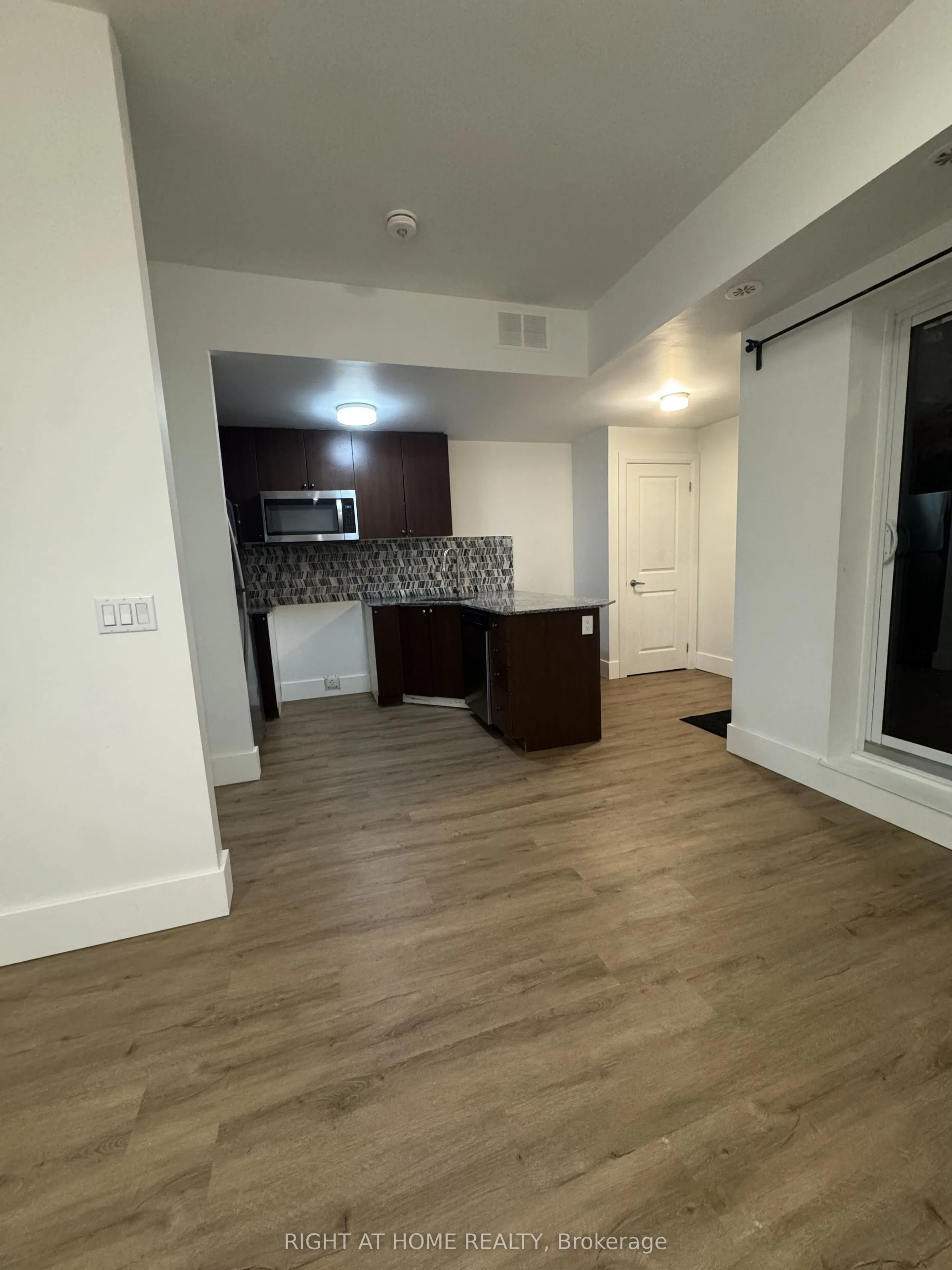 5289 Hwy 7 Street E #701