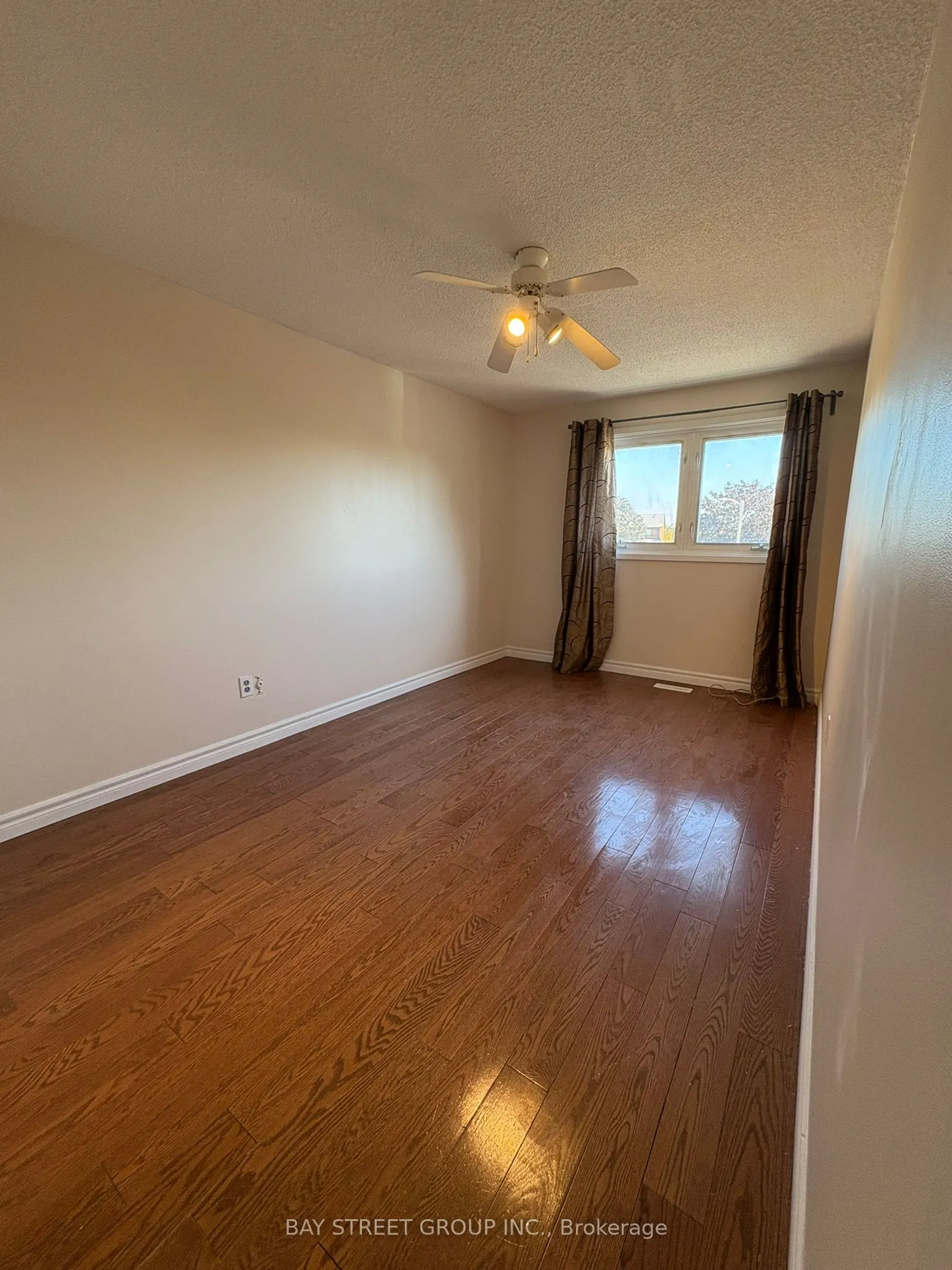 16 Tinti Place