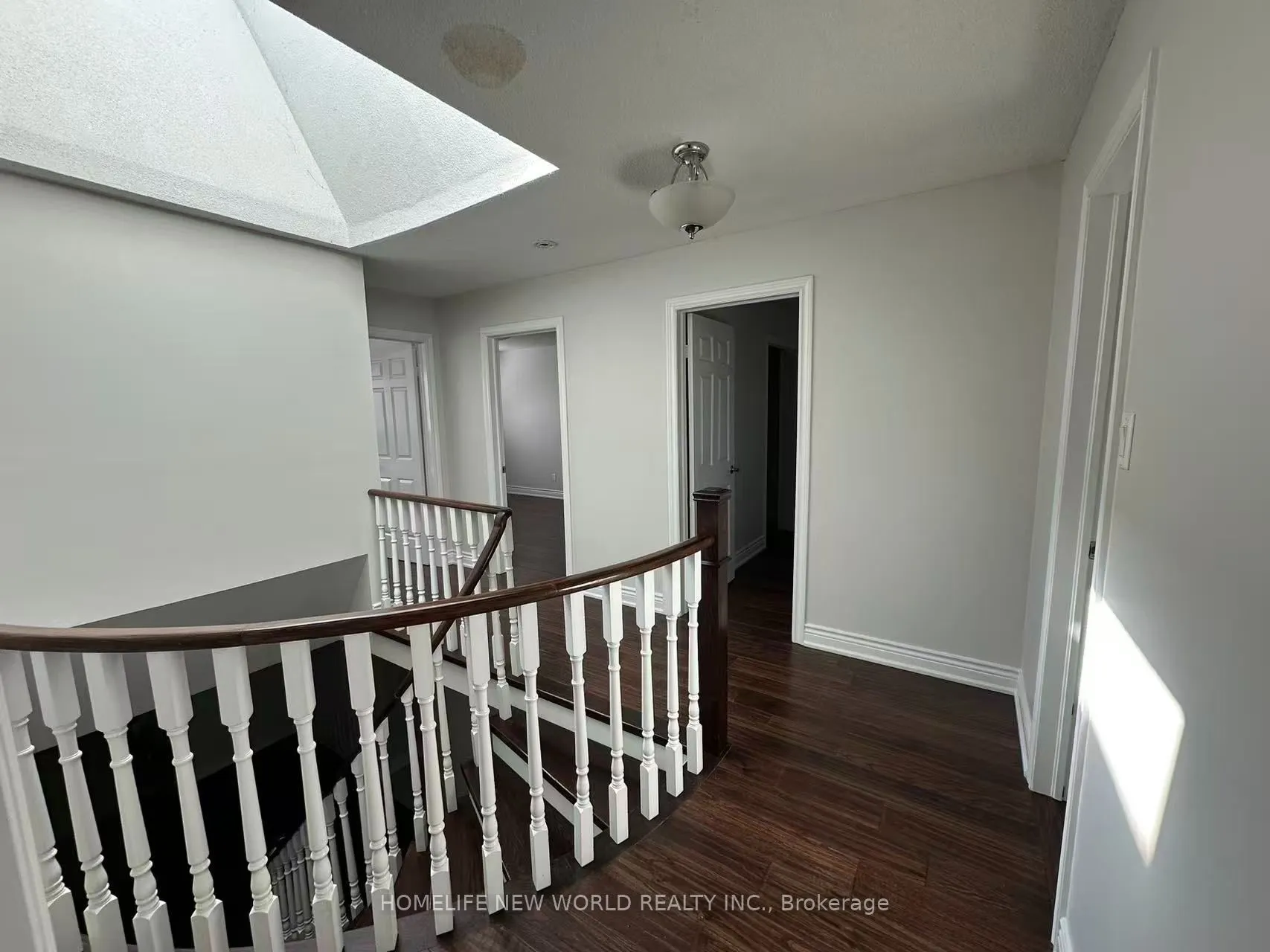 10 Epping Court
