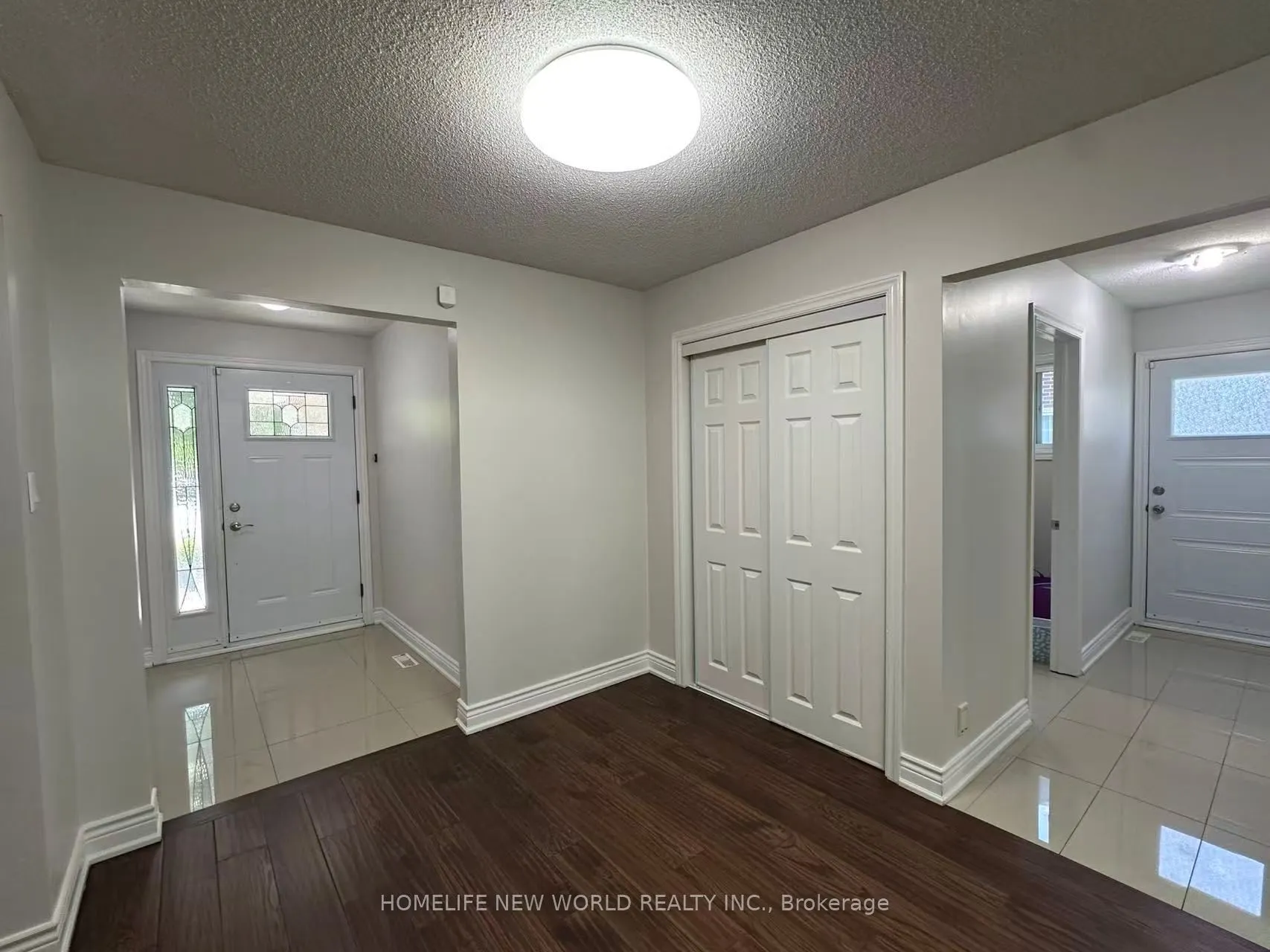 10 Epping Court