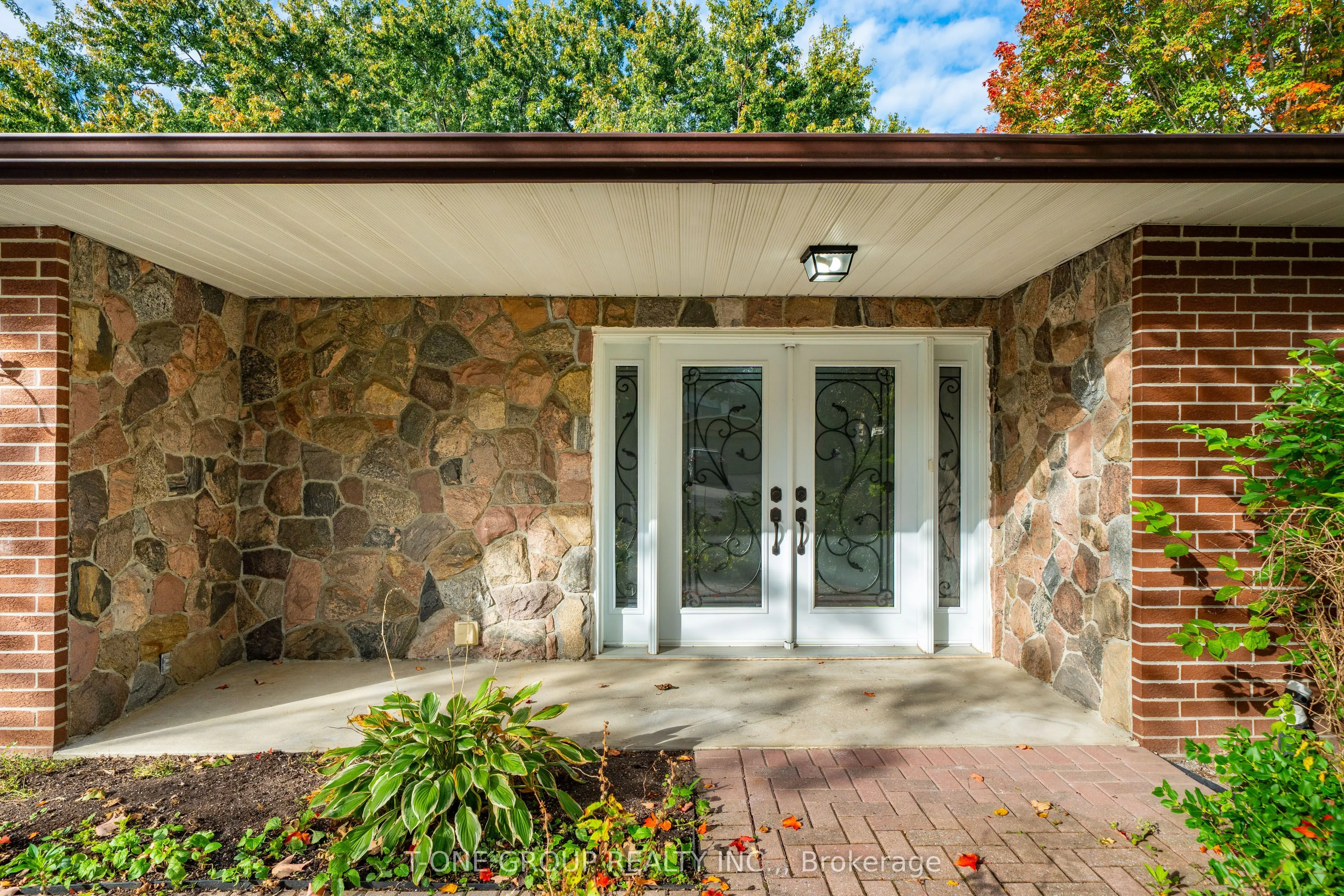 70 Hamilton Drive
