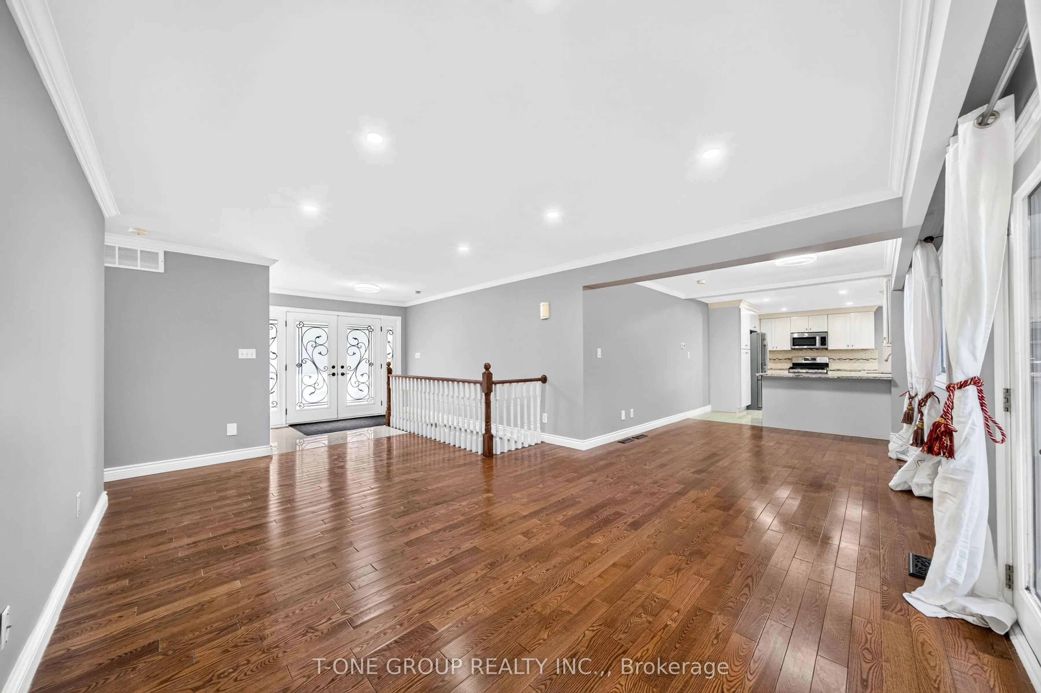 70 Hamilton Drive