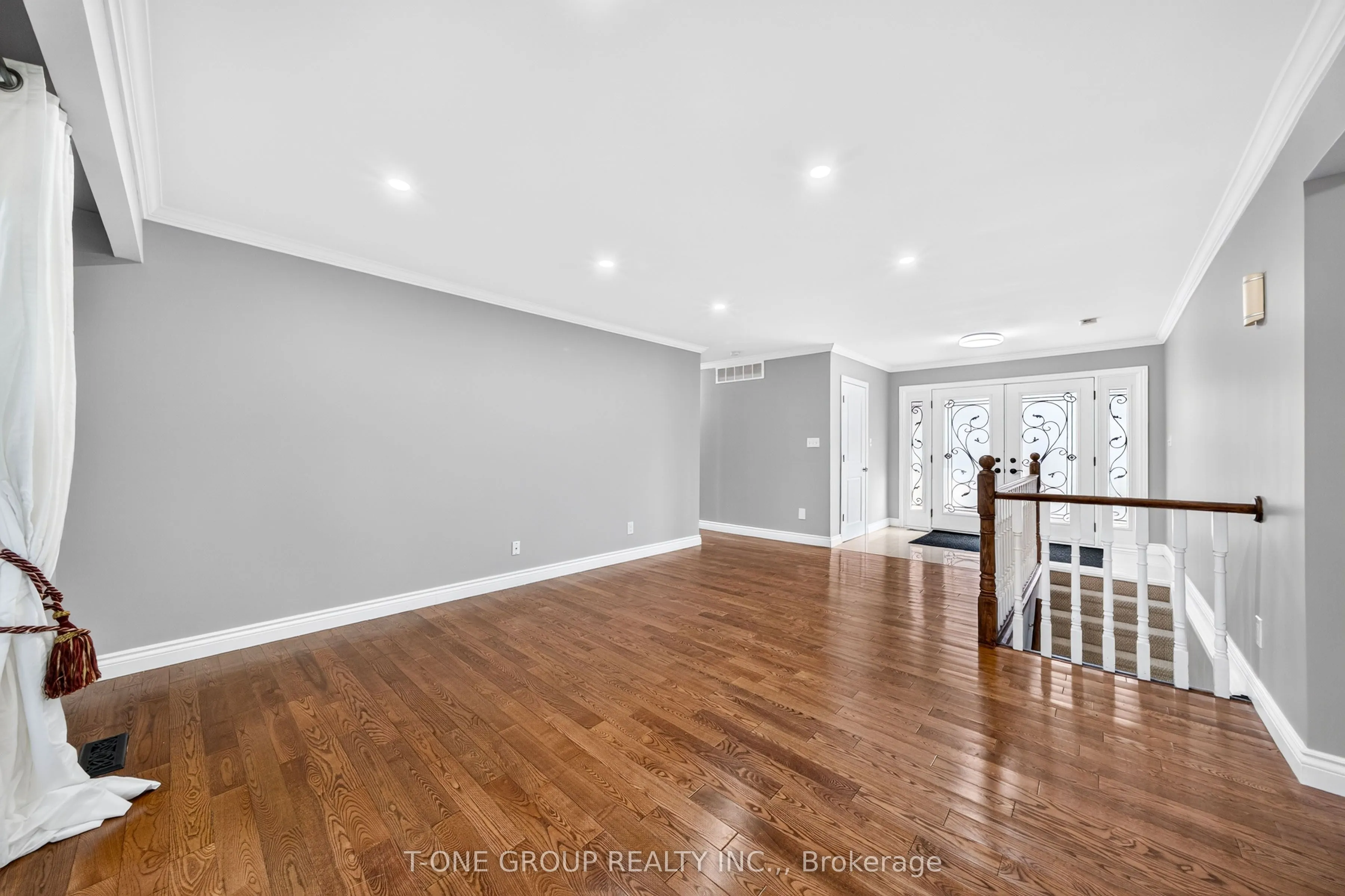 70 Hamilton Drive